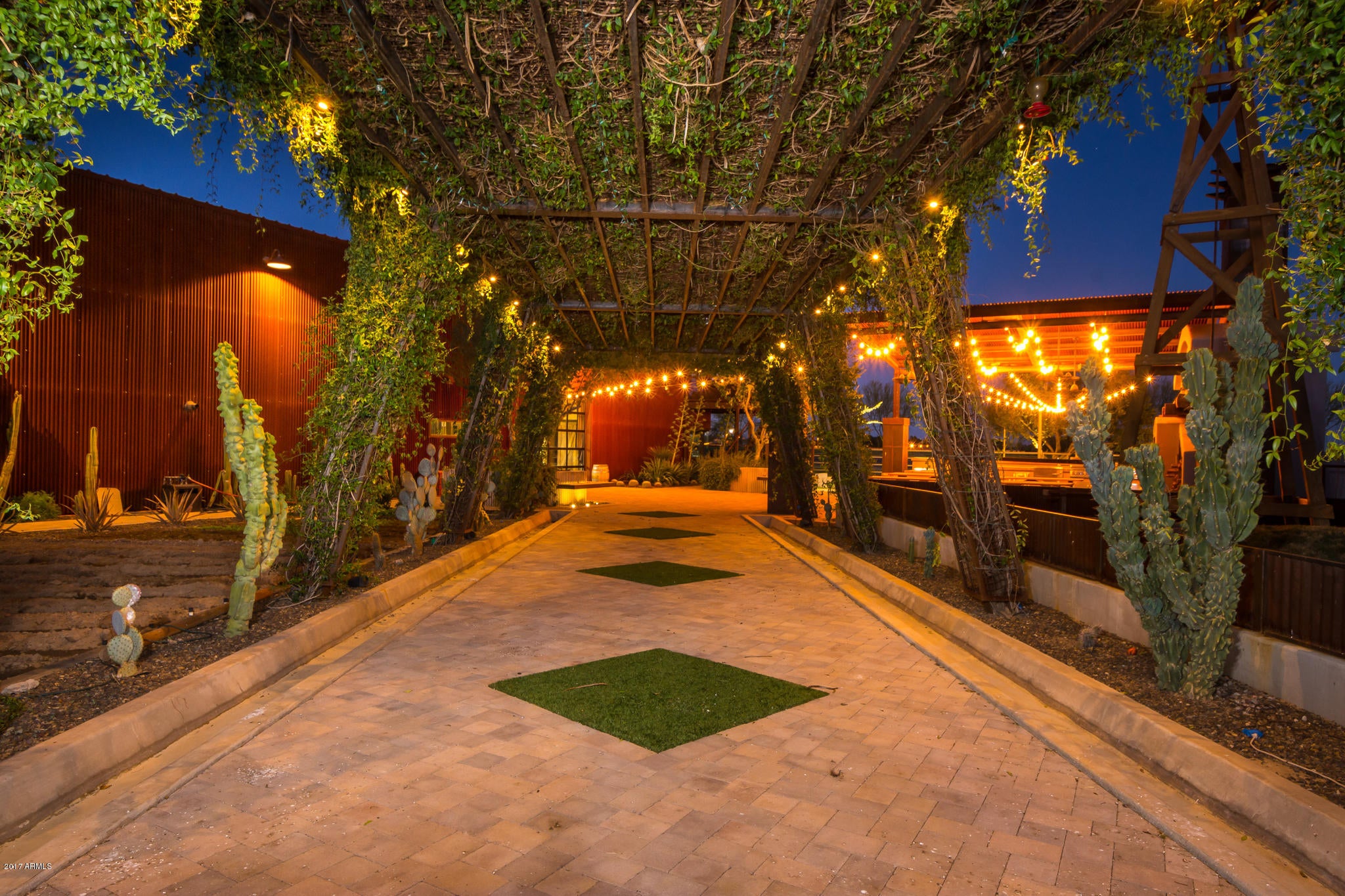 Metes and Bounds - Residential