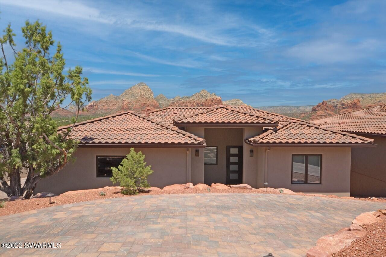 Les Springs - Residential