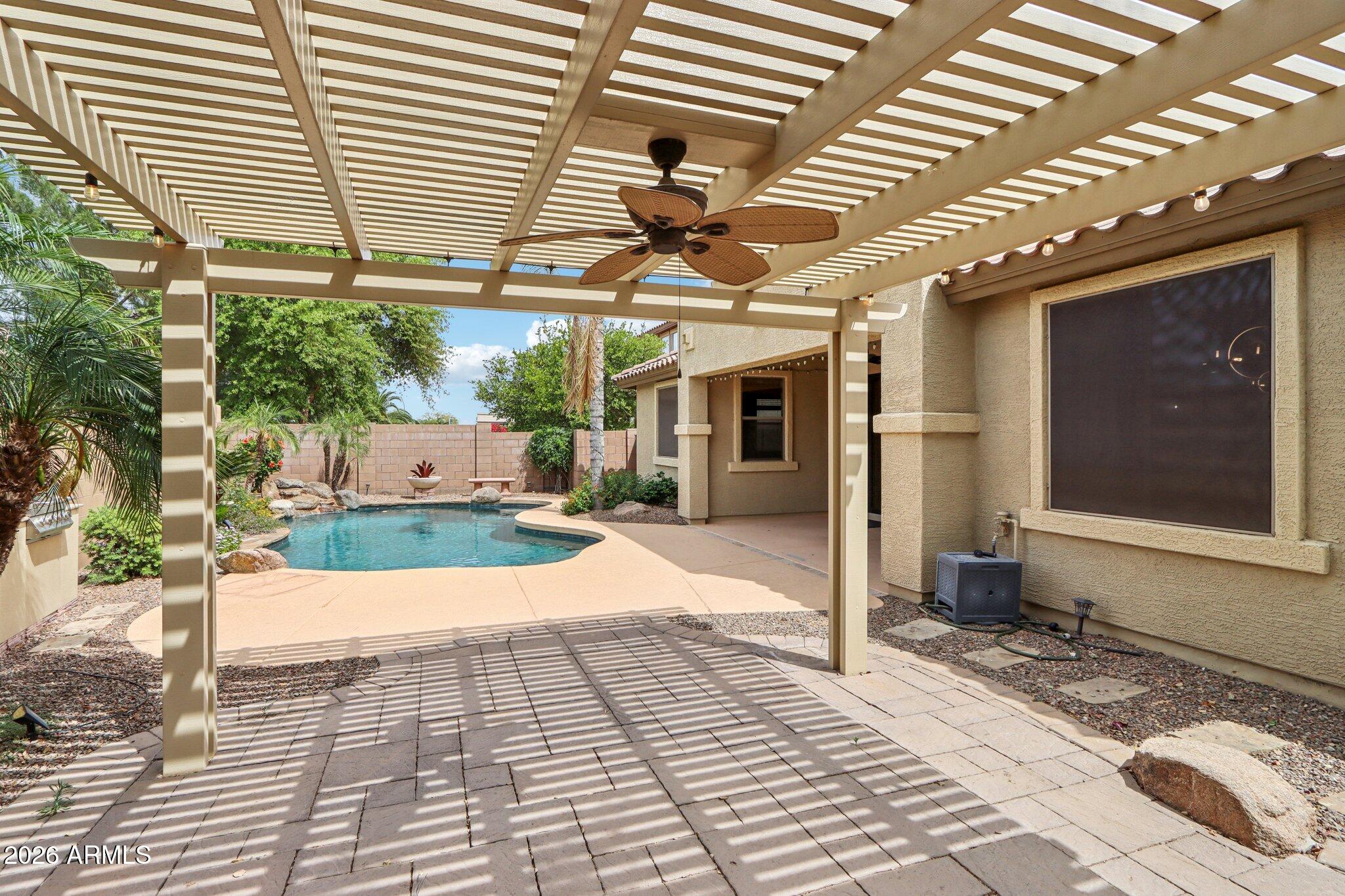 EAGLE GLEN 2 - Residential