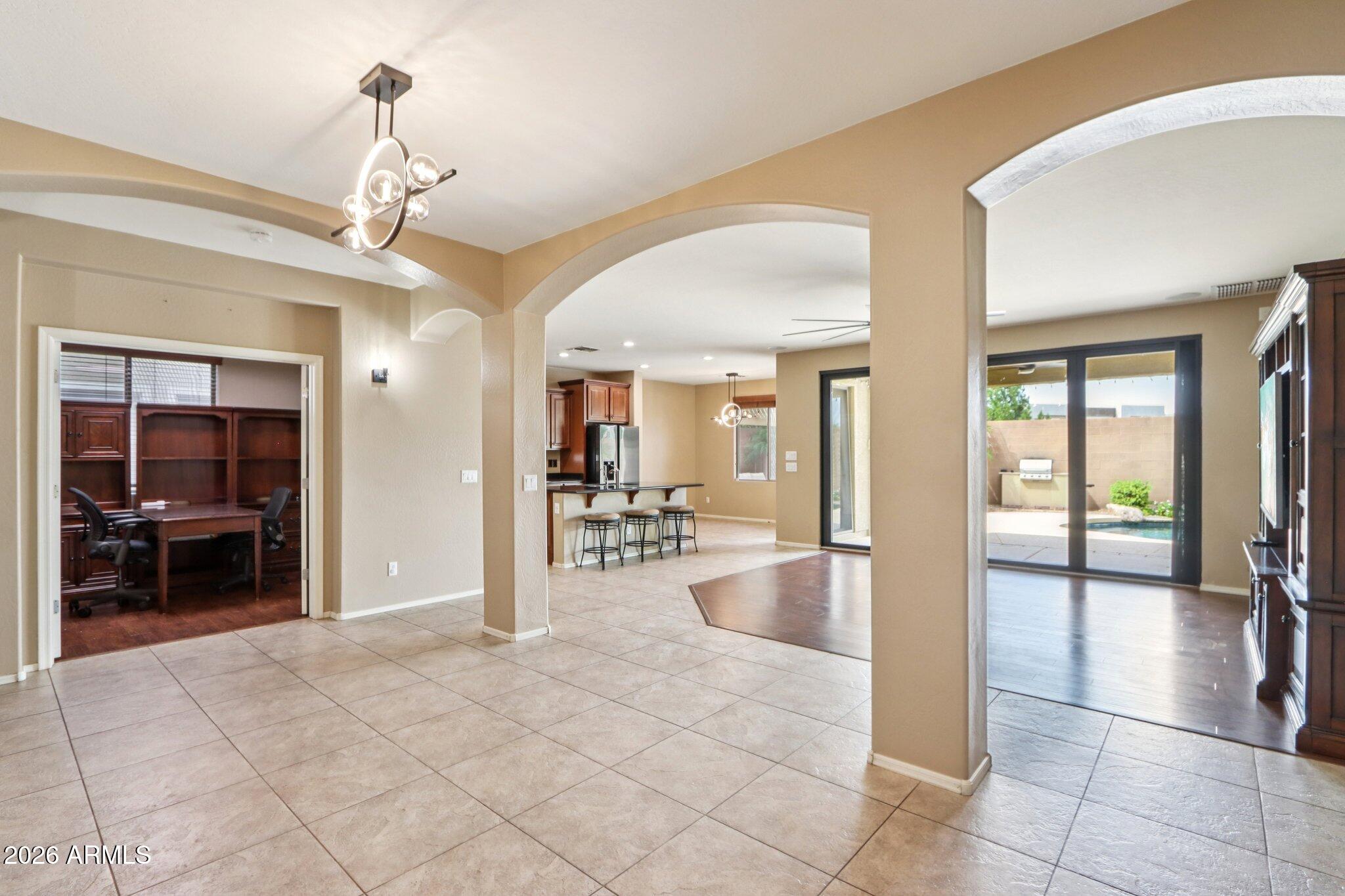 EAGLE GLEN 2 - Residential
