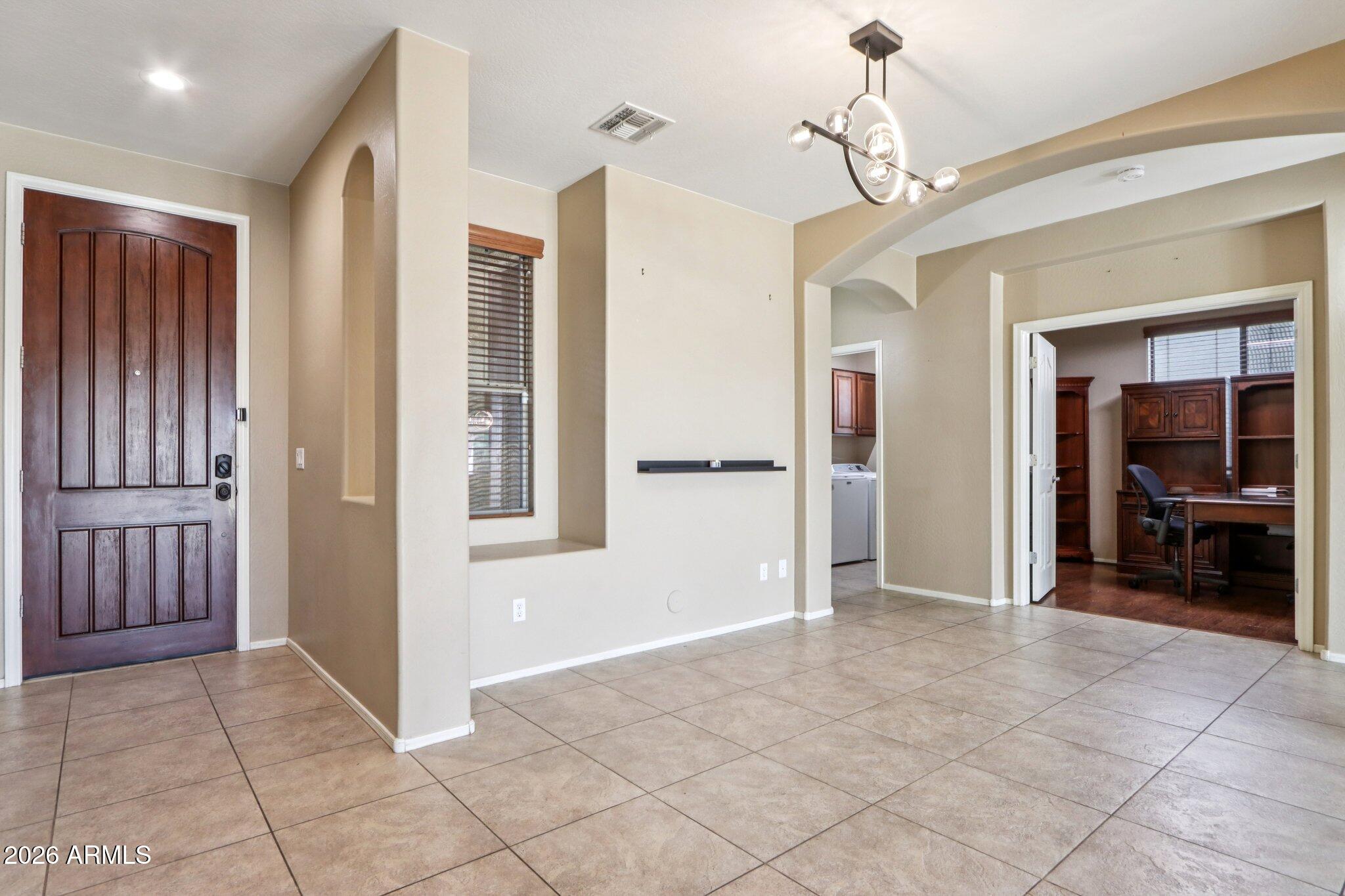 EAGLE GLEN 2 - Residential
