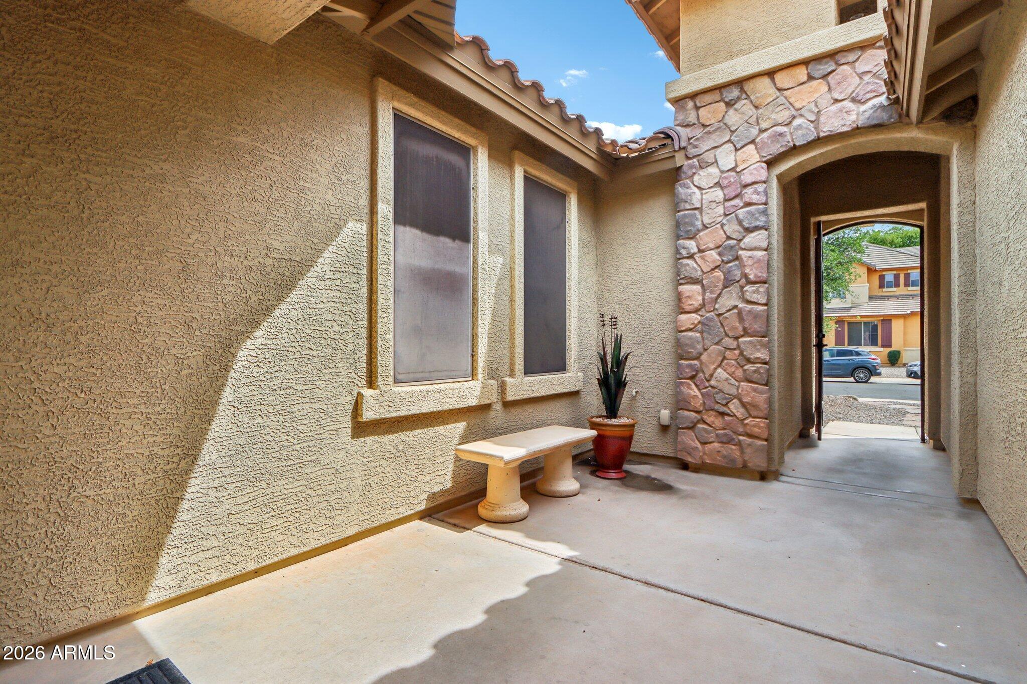 EAGLE GLEN 2 - Residential