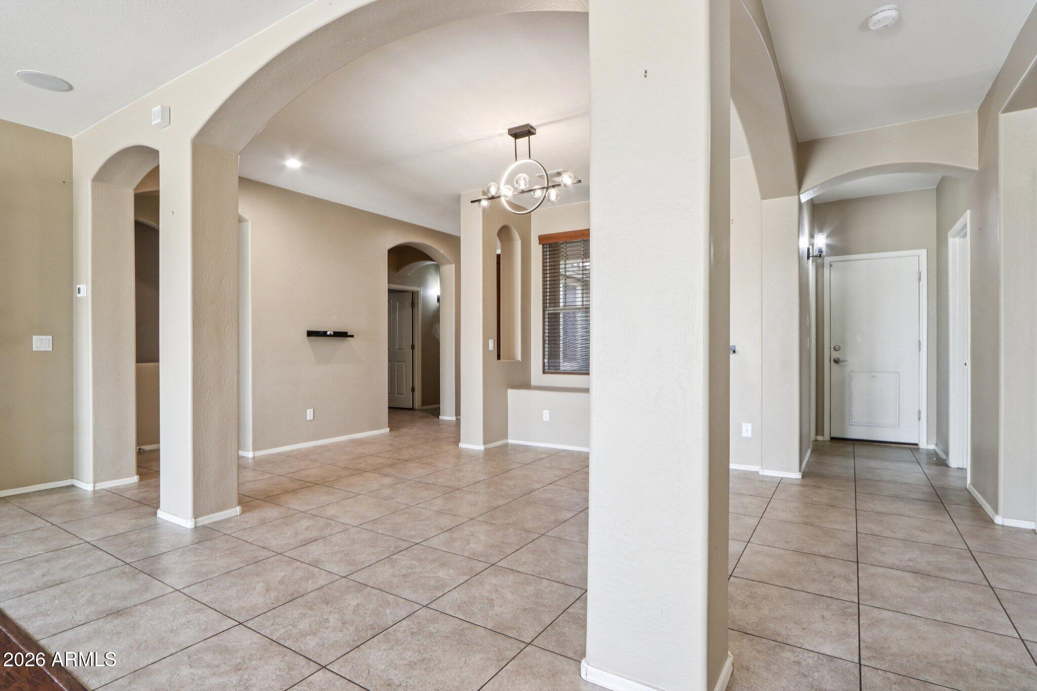 EAGLE GLEN 2 - Residential