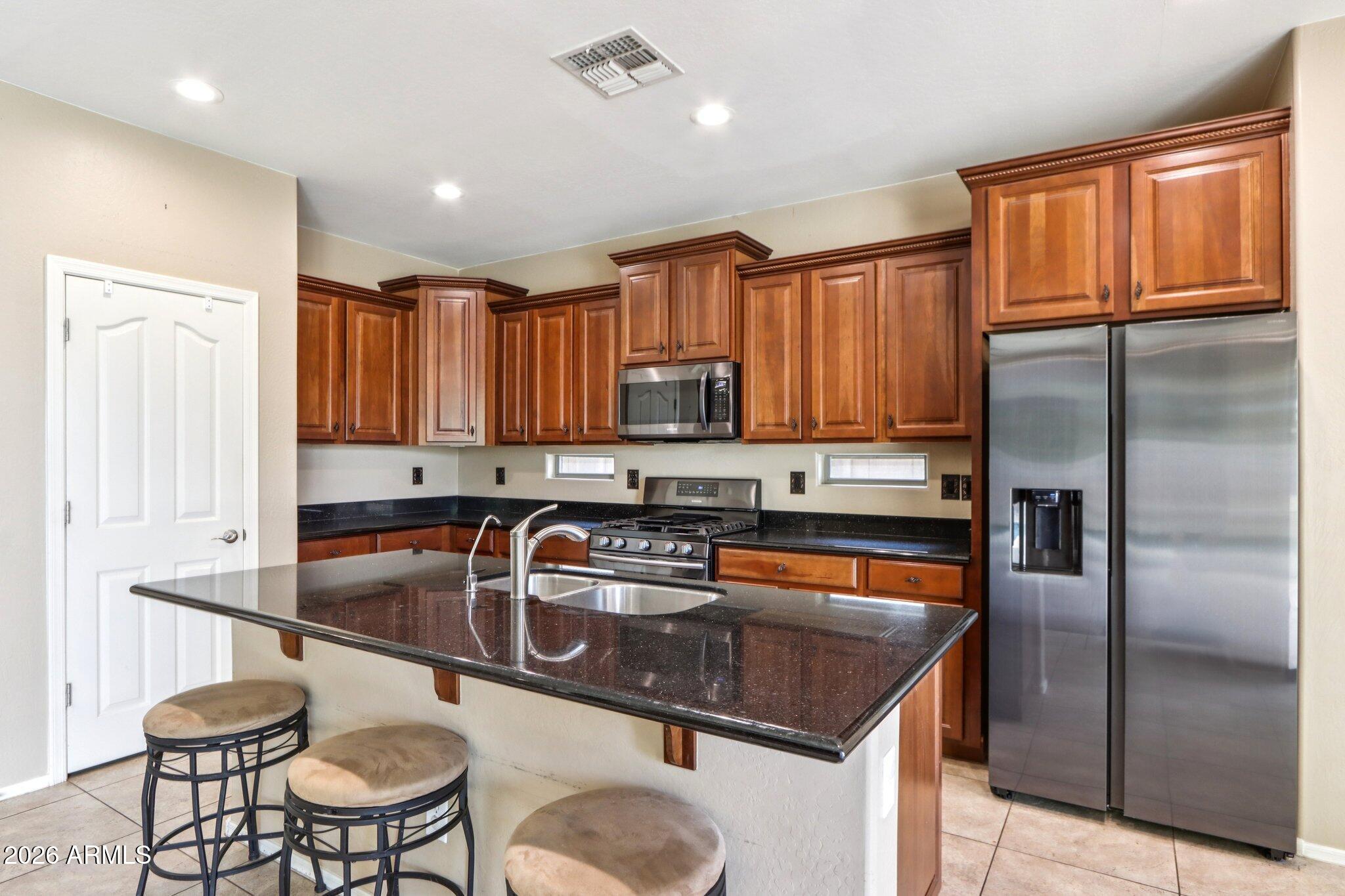 EAGLE GLEN 2 - Residential
