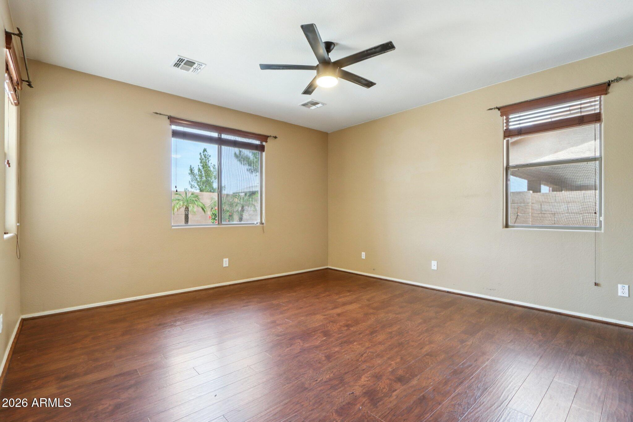 EAGLE GLEN 2 - Residential