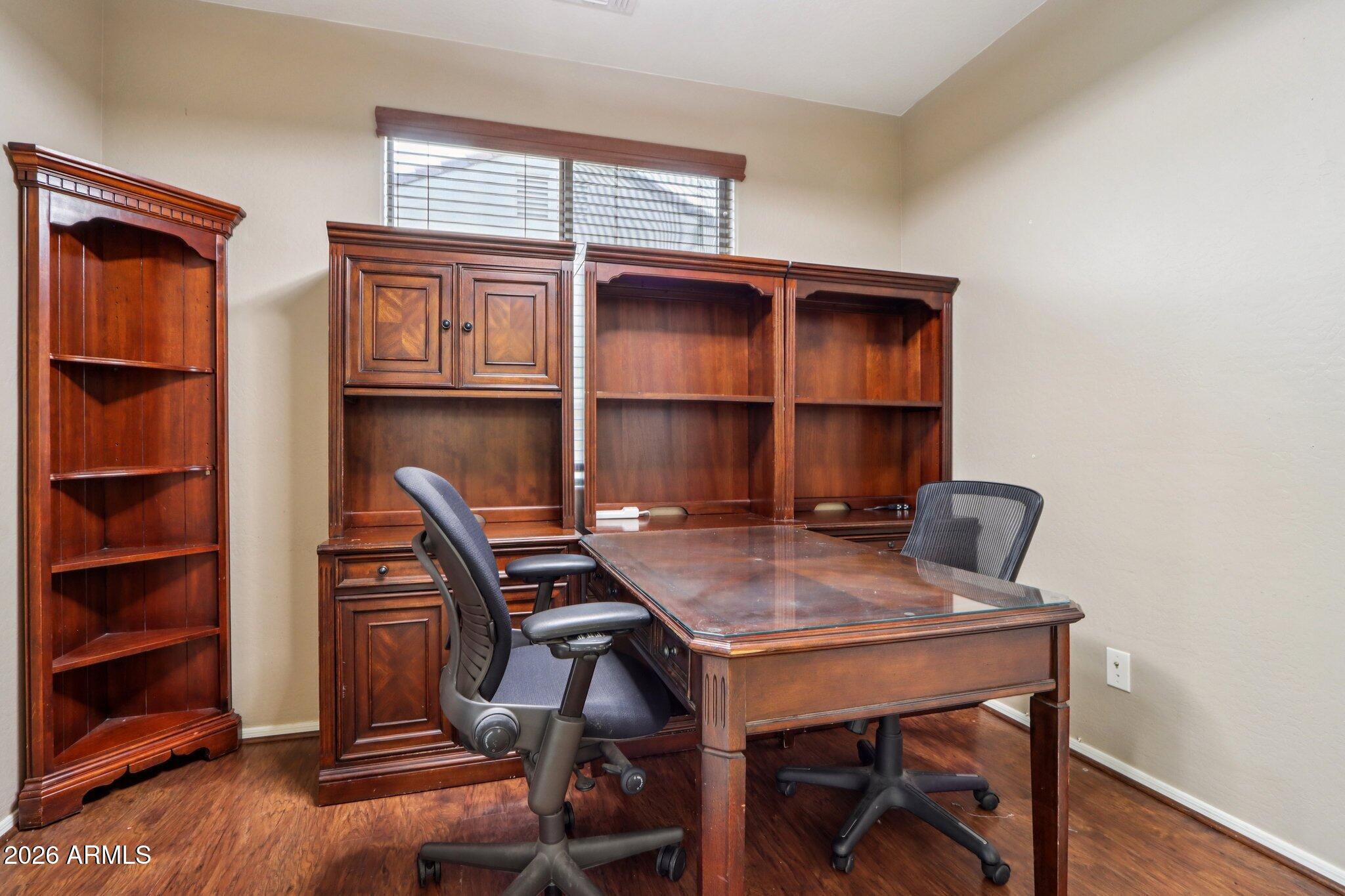EAGLE GLEN 2 - Residential
