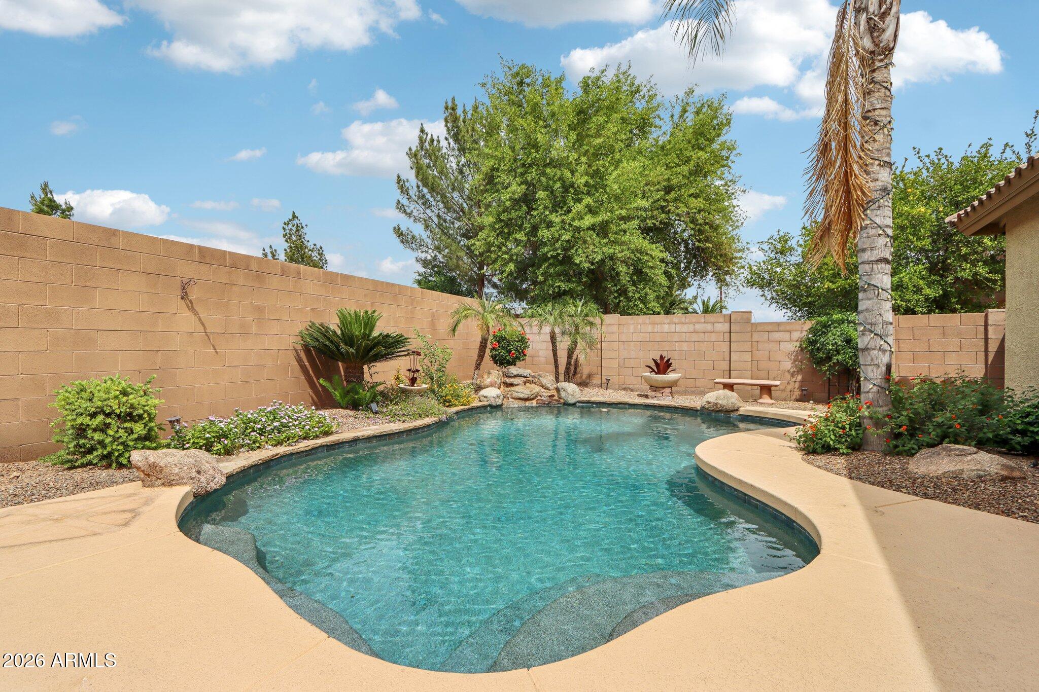 EAGLE GLEN 2 - Residential