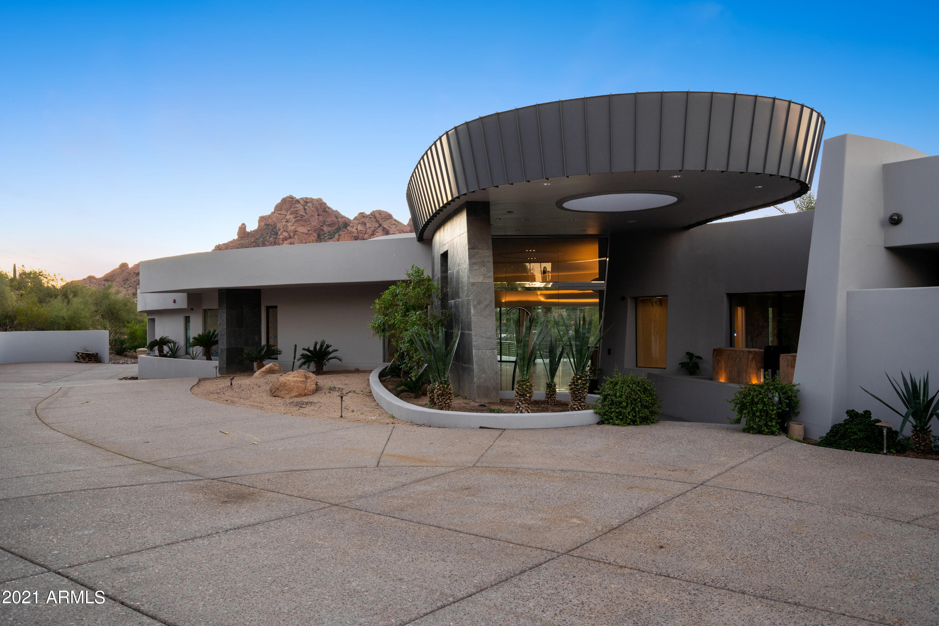 SANCTUARY - Residential