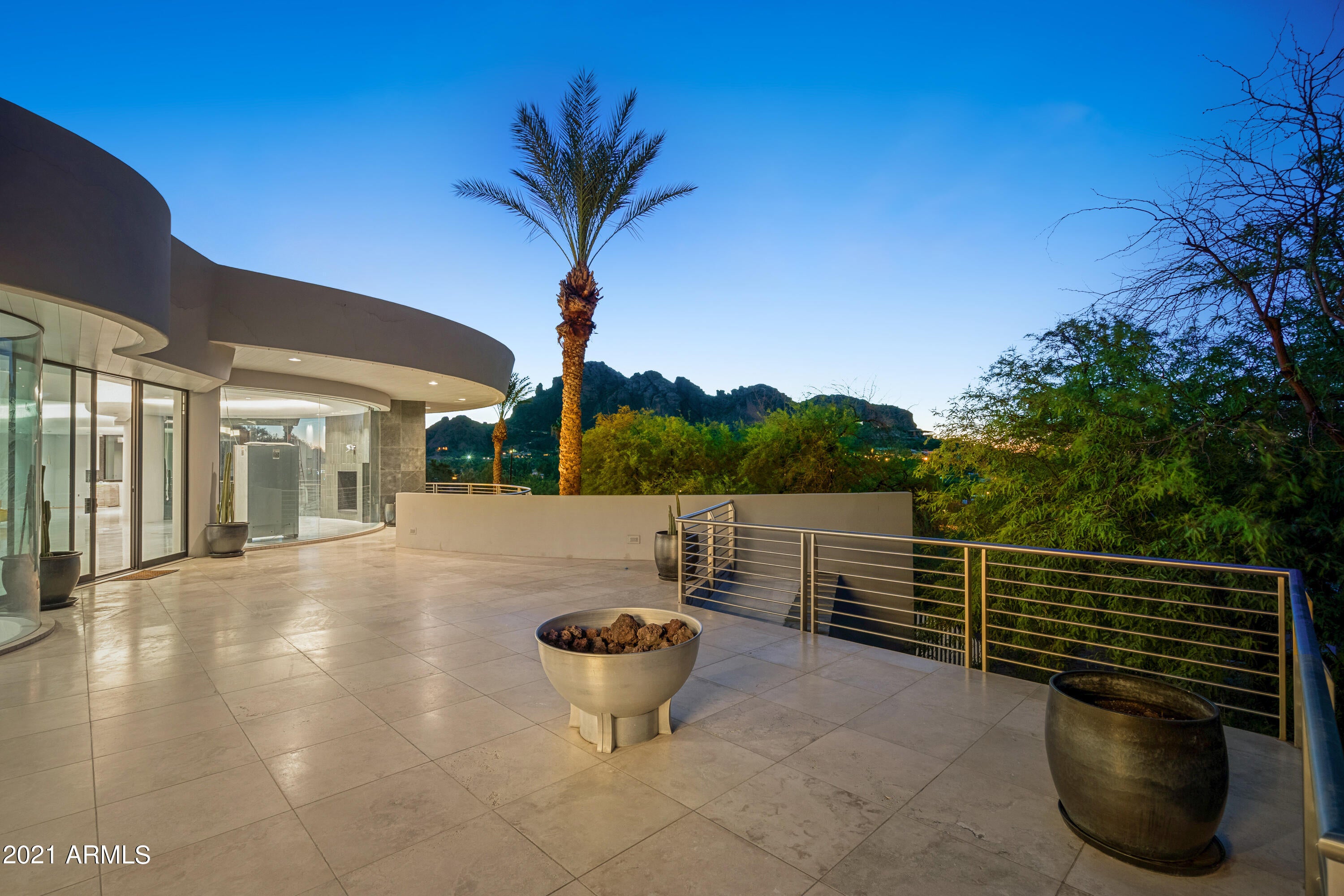 SANCTUARY - Residential