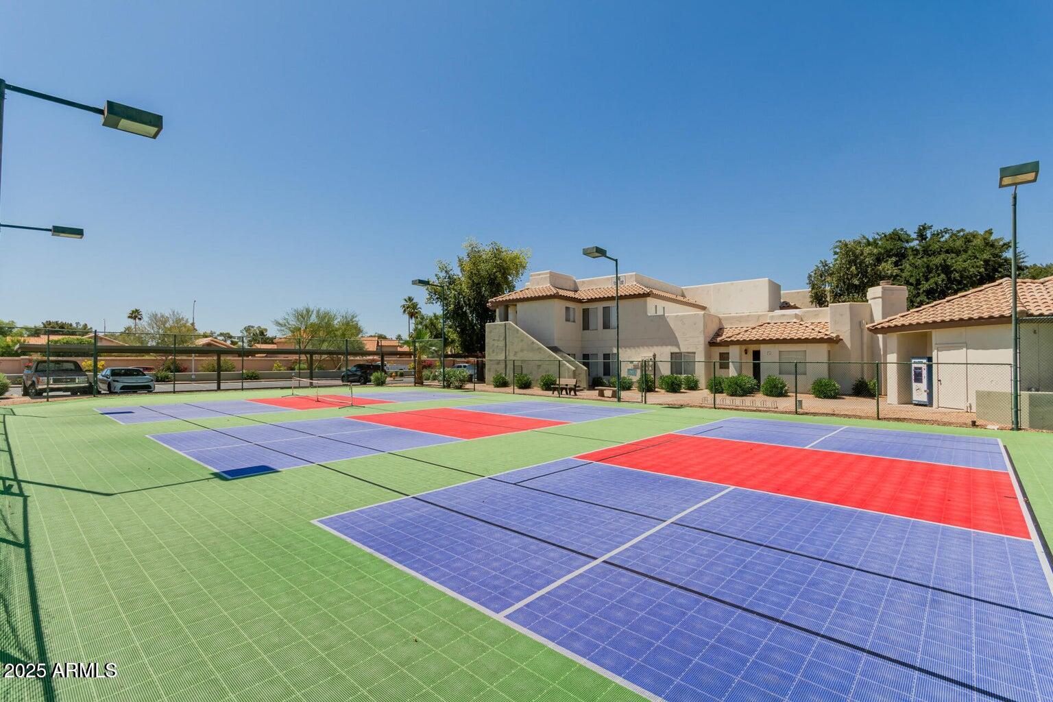 LAKESHORE AT ANDERSEN SPRINGS CONDOMINIUM - Residential