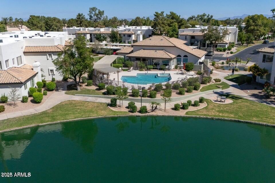 LAKESHORE AT ANDERSEN SPRINGS CONDOMINIUM - Residential