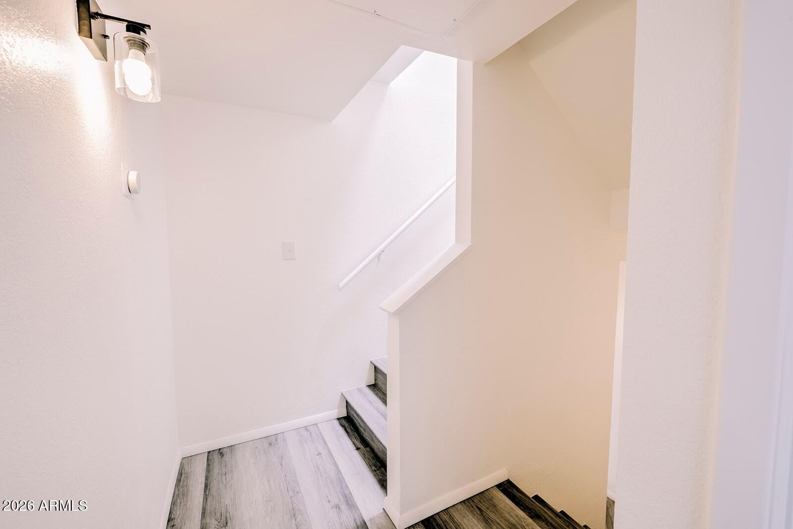 DOBSON GLEN AMD 3 4 UNIT 69-148 - Residential