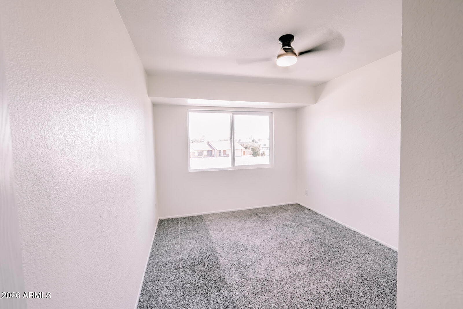DOBSON GLEN AMD 3 4 UNIT 69-148 - Residential