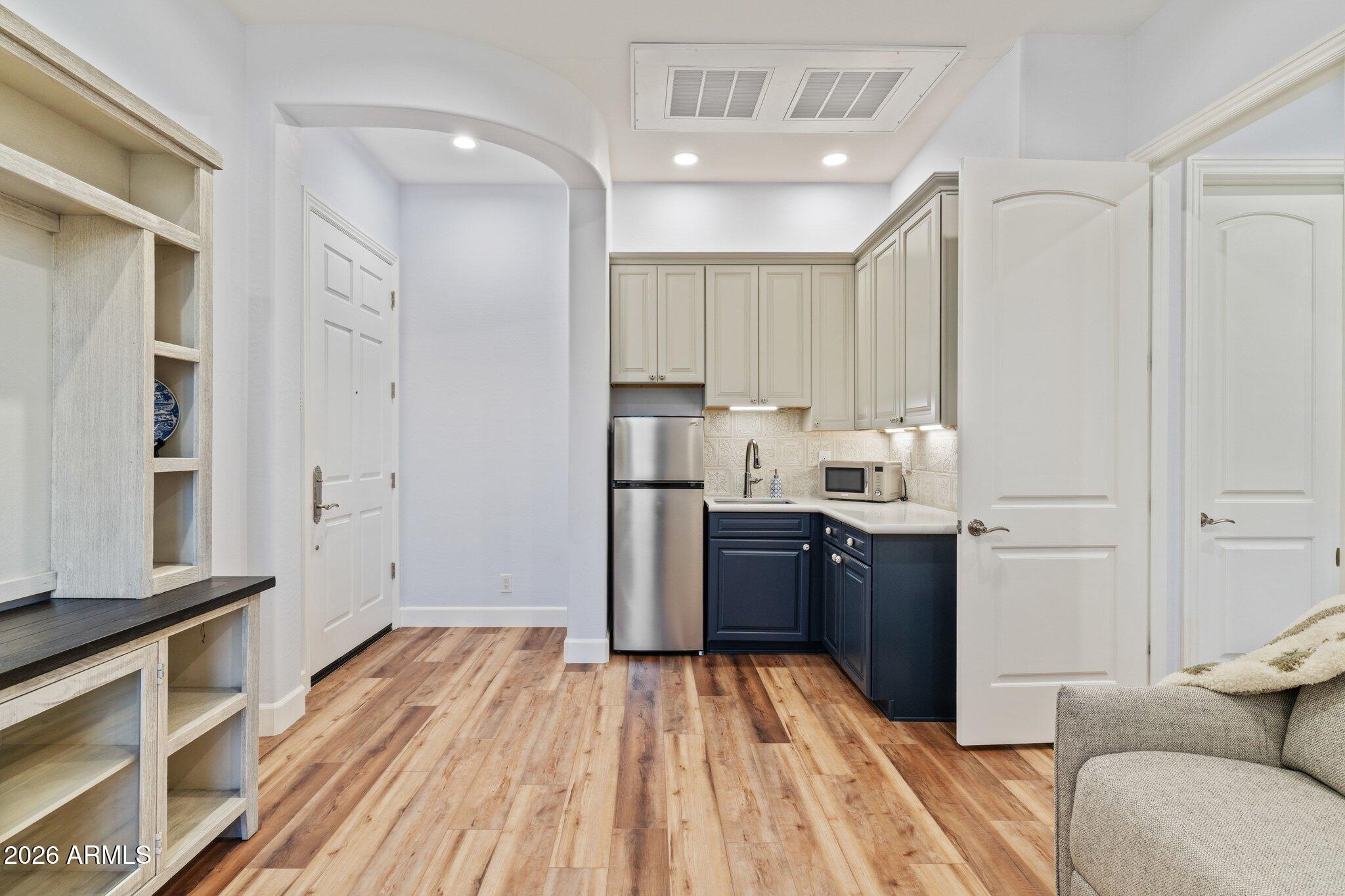 STRATLAND ESTATES - Residential
