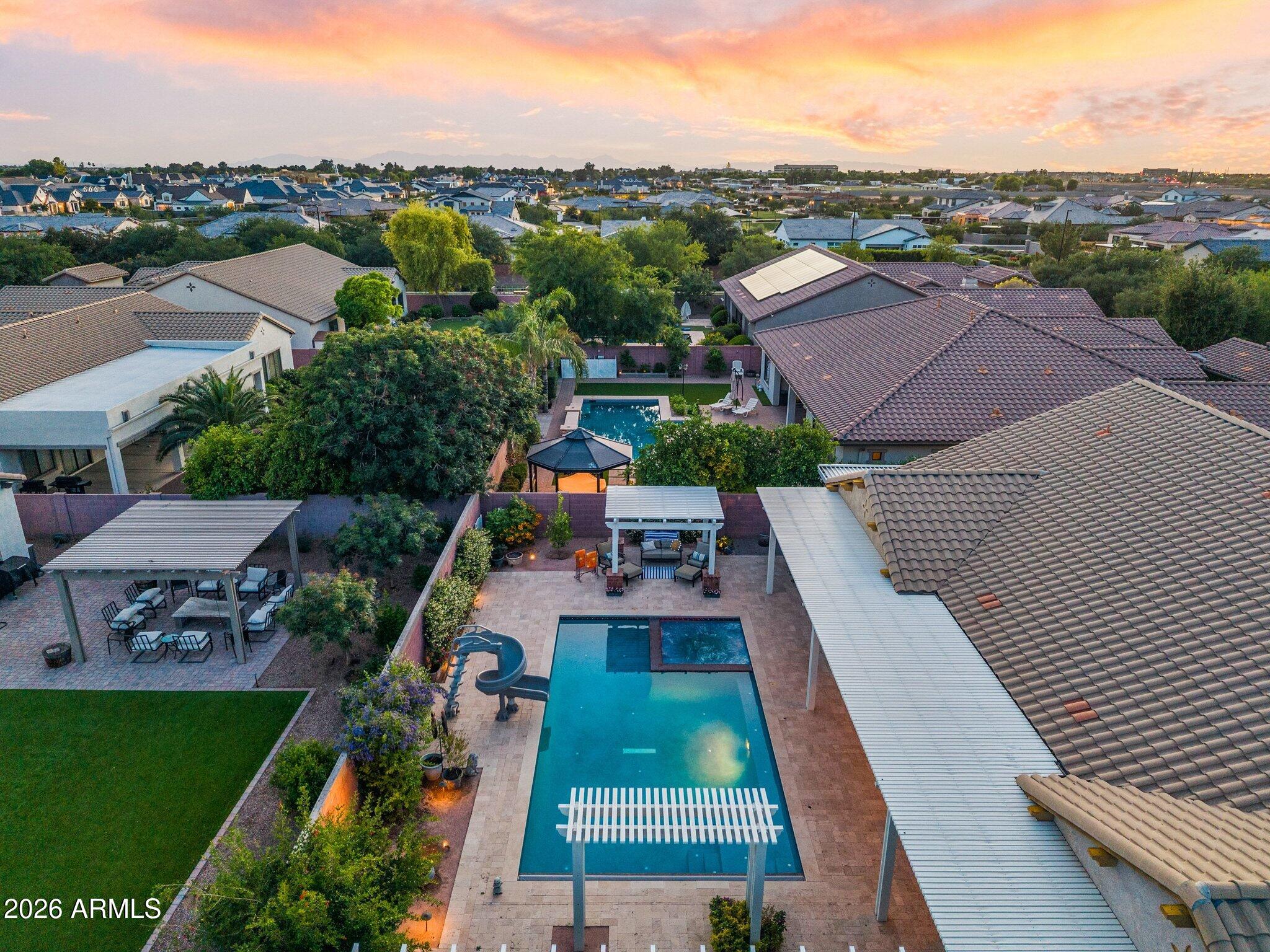 STRATLAND ESTATES - Residential