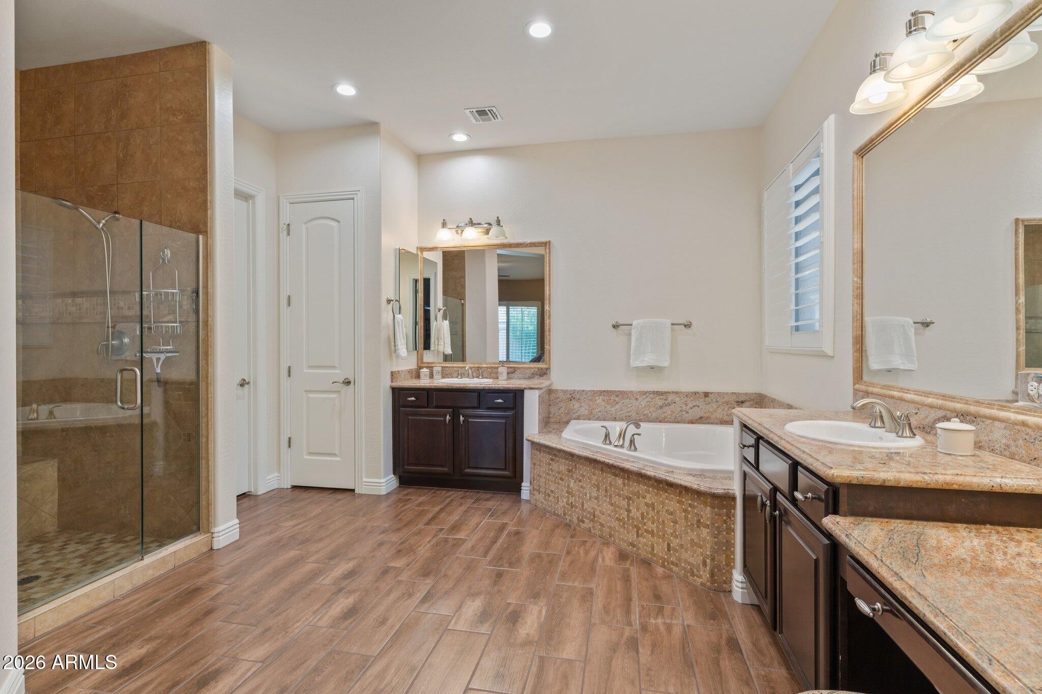 STRATLAND ESTATES - Residential