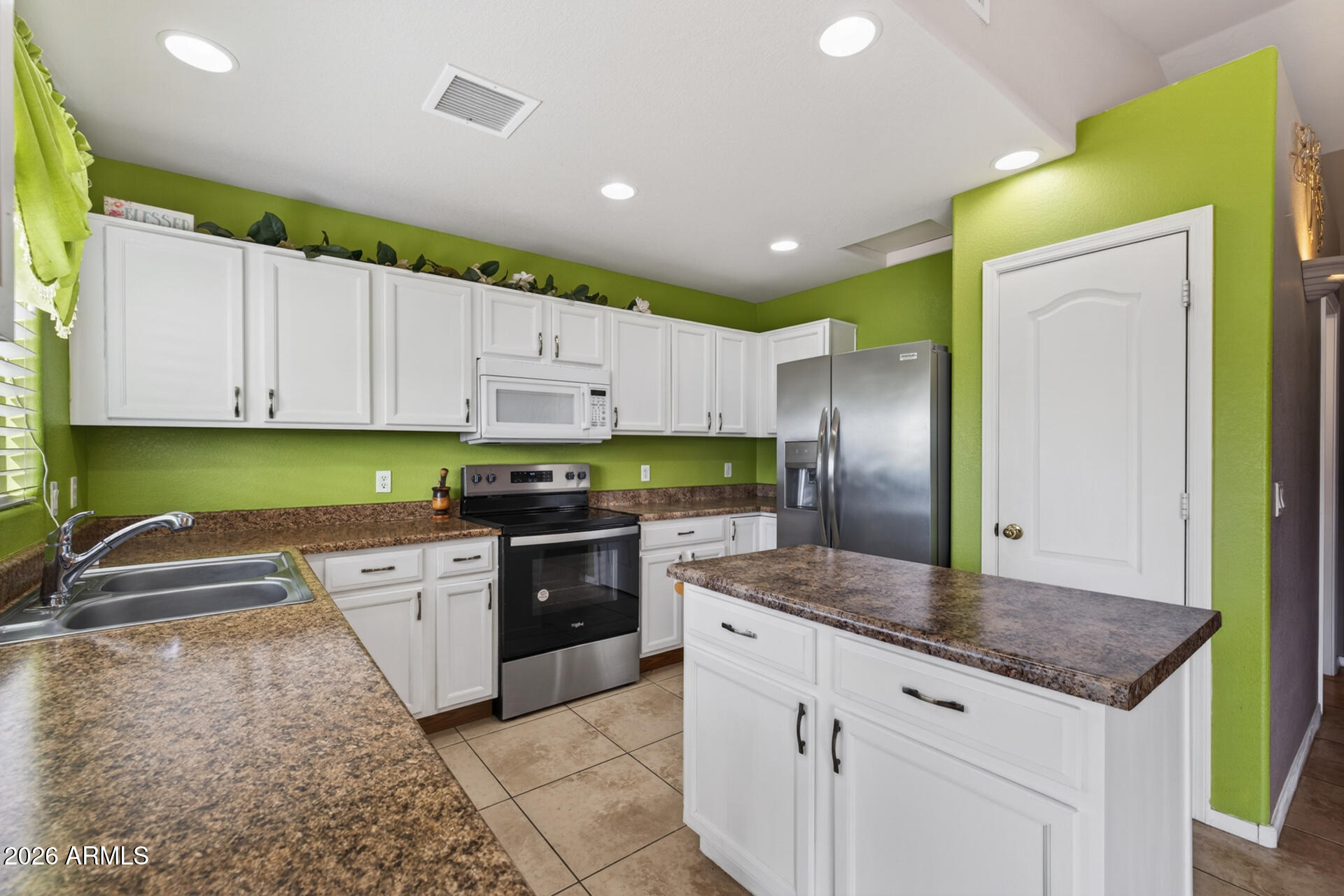 ARIZONA CITY UNIT TWO - Residential