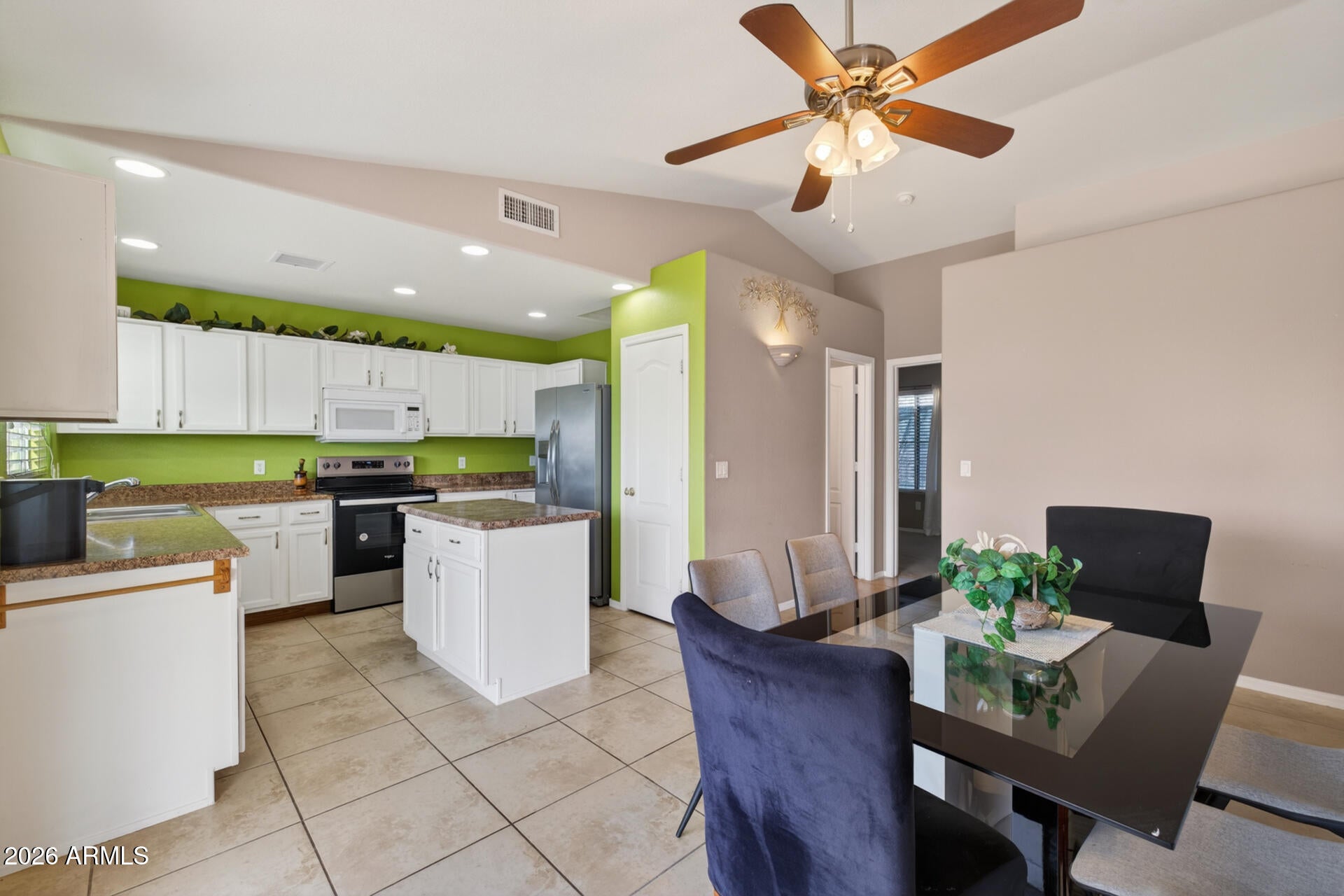 ARIZONA CITY UNIT TWO - Residential