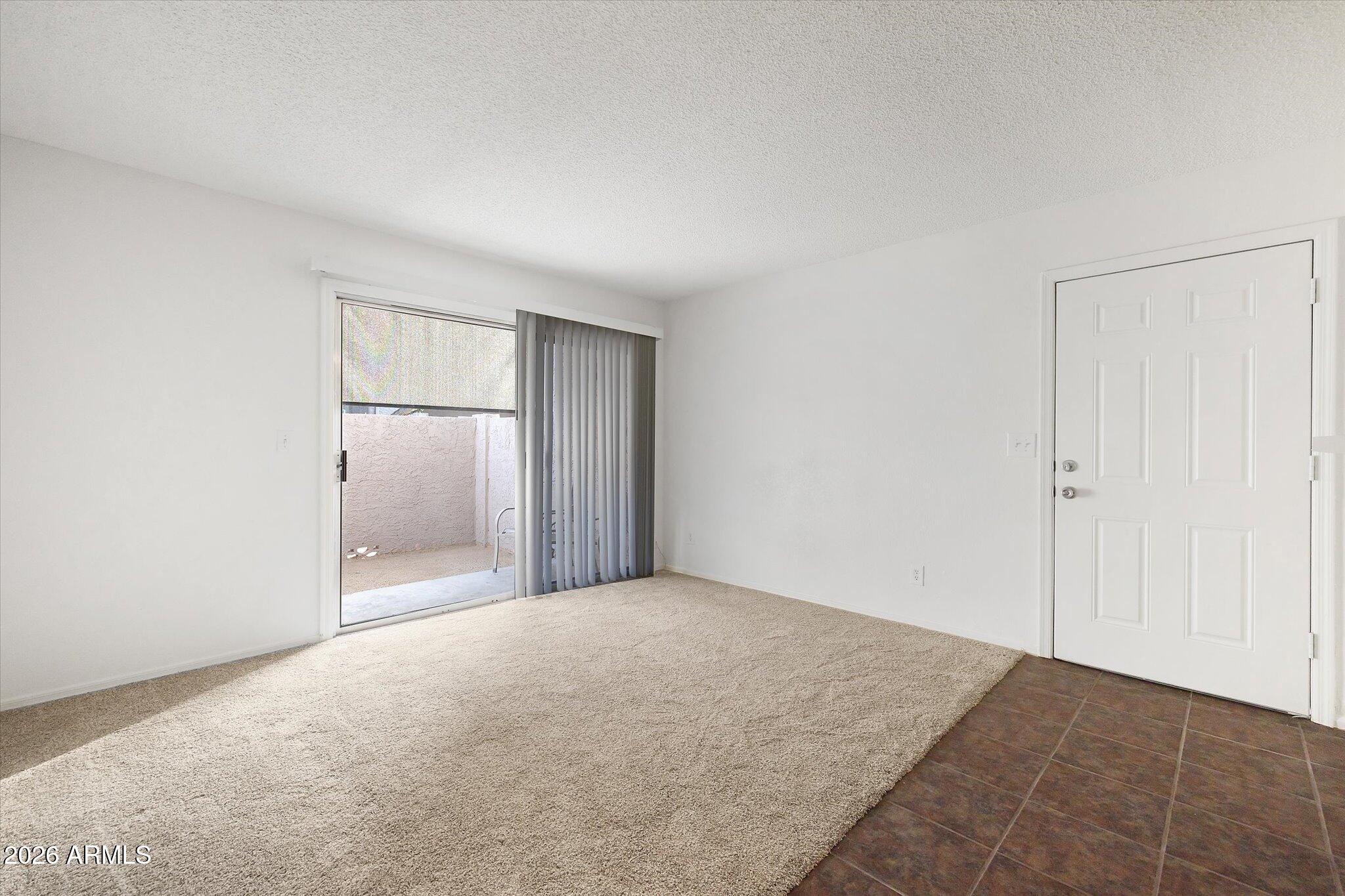 WOODGLEN SQUARE CONDOMINIUMS TRACT A - Residential