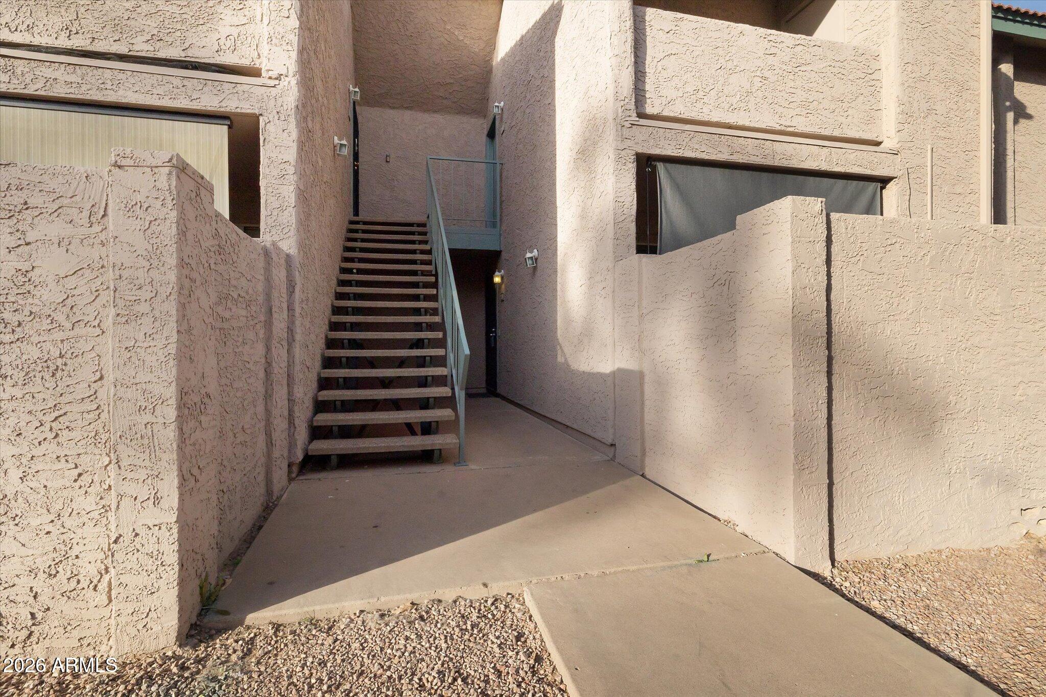 WOODGLEN SQUARE CONDOMINIUMS TRACT A - Residential