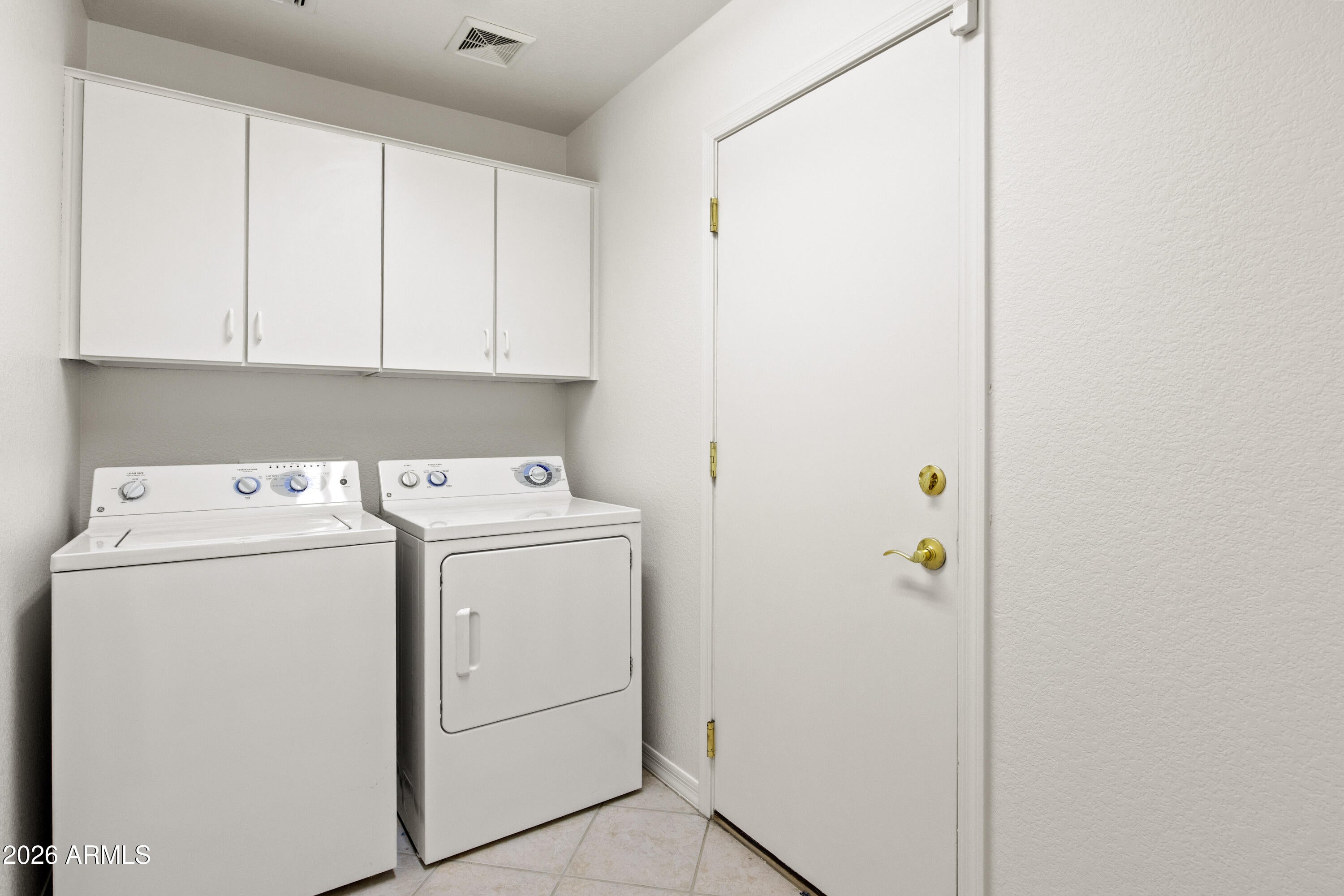 SPRINGFIELD LAKES BLOCK 3 - Residential