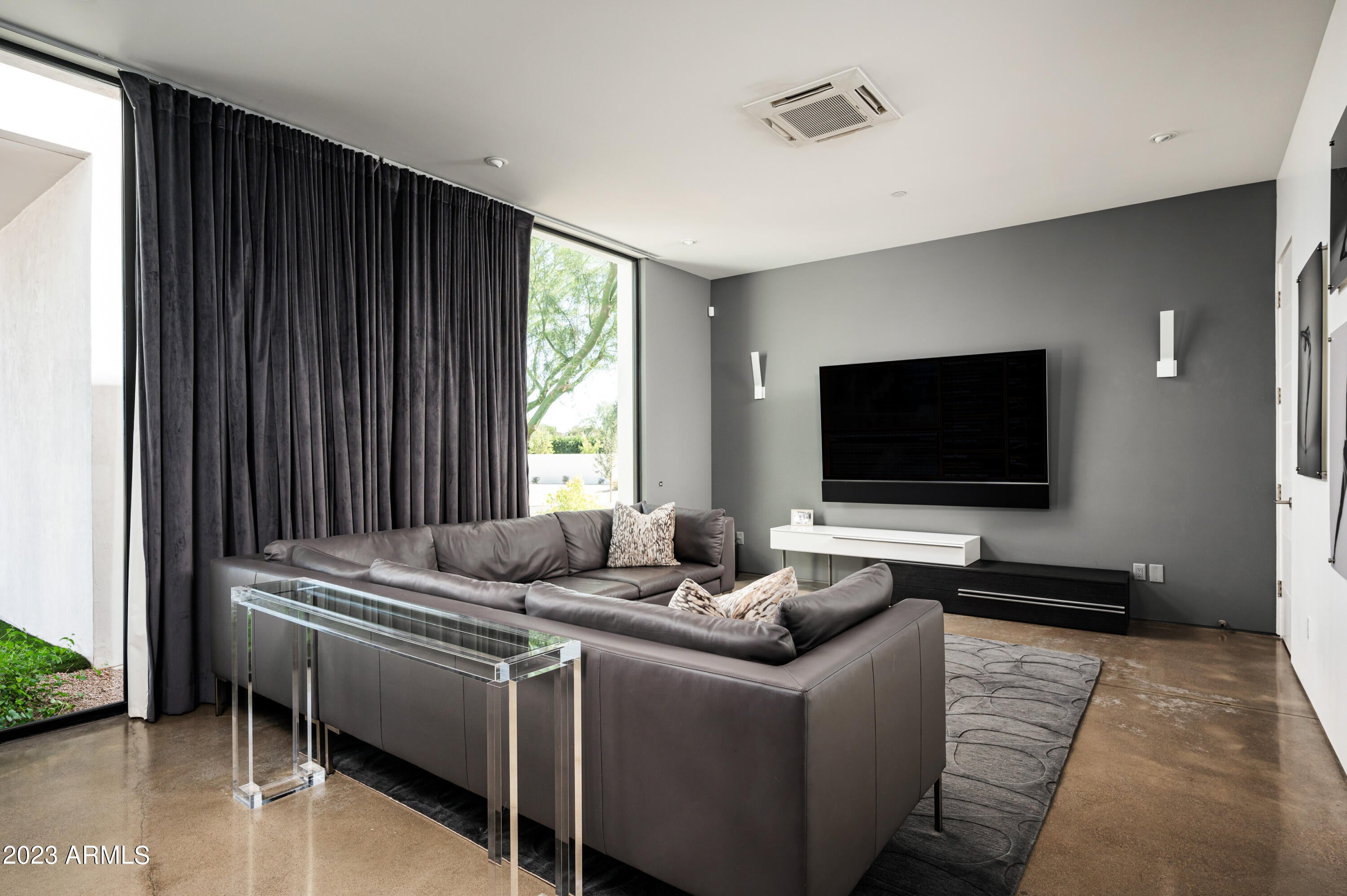 Paradise Valley - Residential