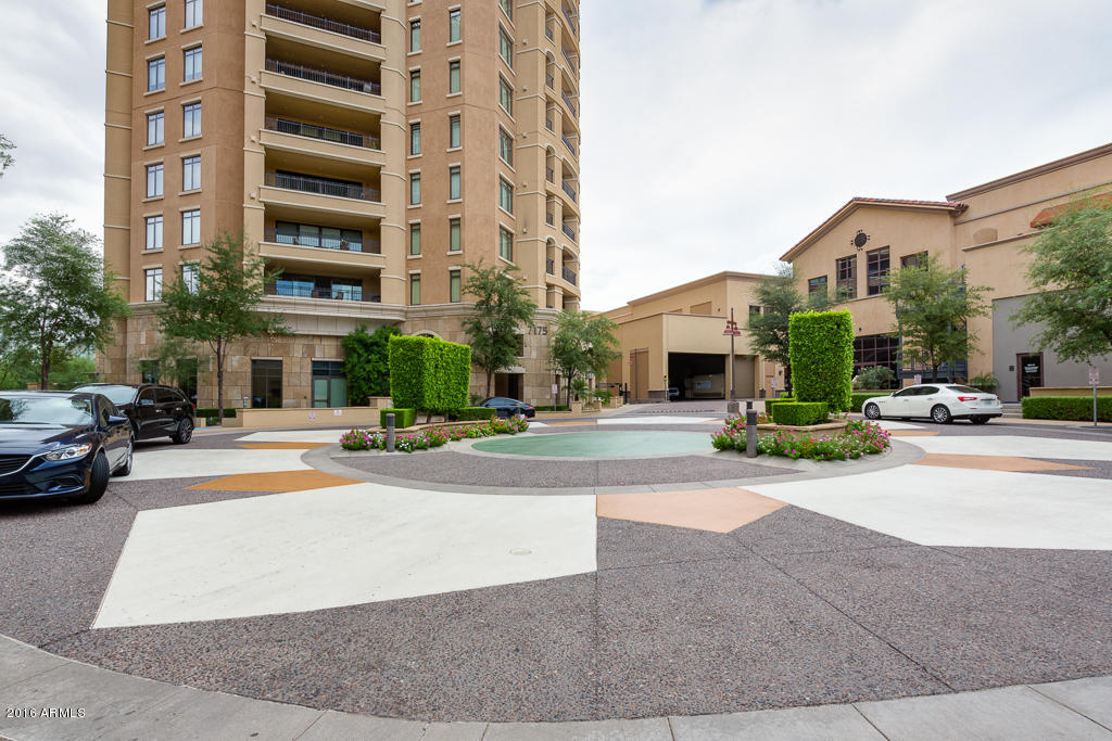 SCOTTSDALE WATERFRONT RESIDENCES CONDOMINIUM - Residential