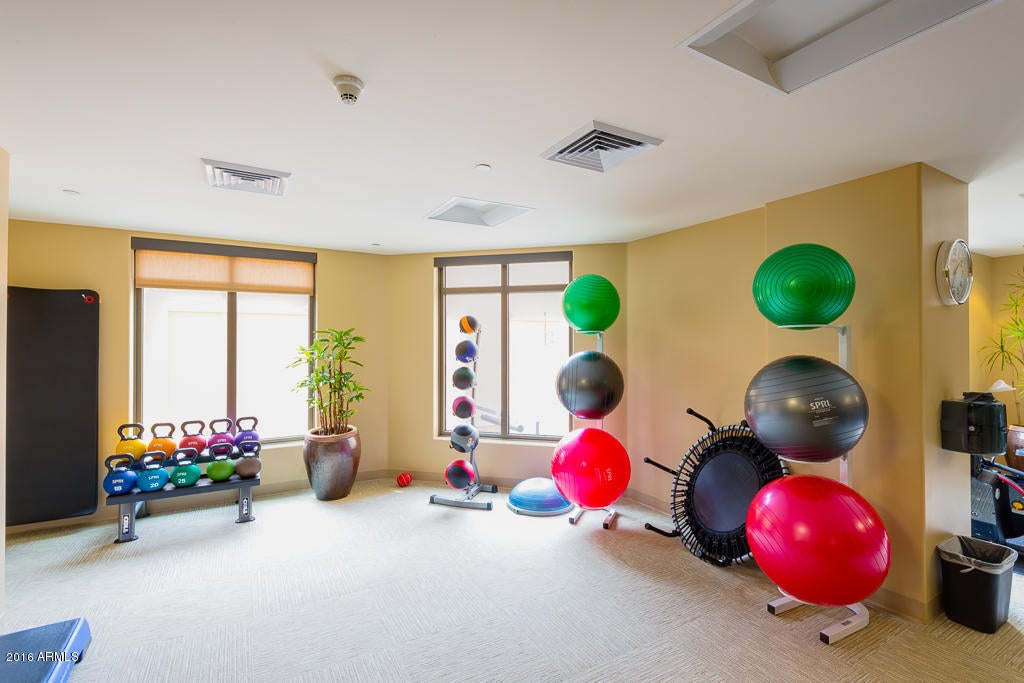 SCOTTSDALE WATERFRONT RESIDENCES CONDOMINIUM - Residential
