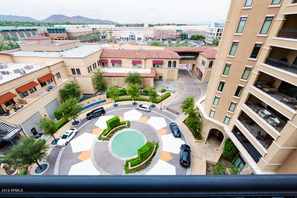 SCOTTSDALE WATERFRONT RESIDENCES CONDOMINIUM - Residential