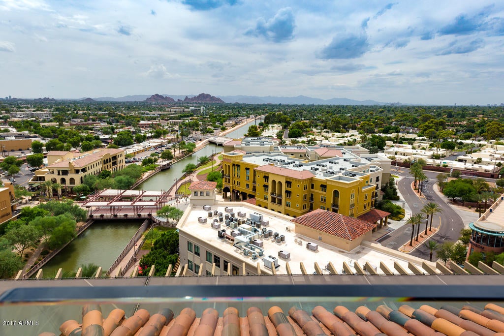 SCOTTSDALE WATERFRONT RESIDENCES CONDOMINIUM - Residential