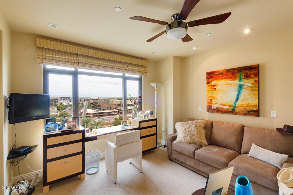 SCOTTSDALE WATERFRONT RESIDENCES CONDOMINIUM - Residential