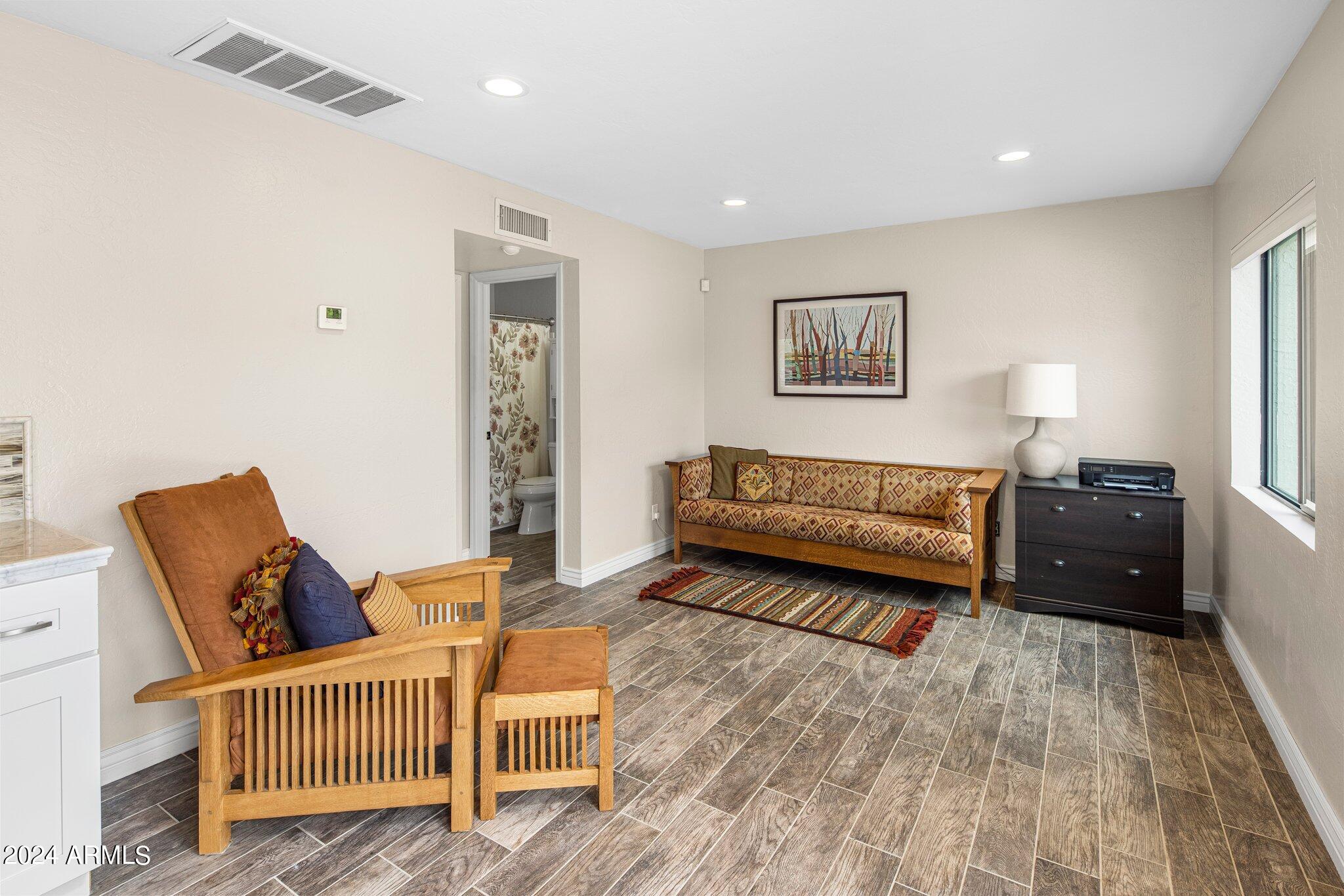 MOON VALLEY 2 - Residential