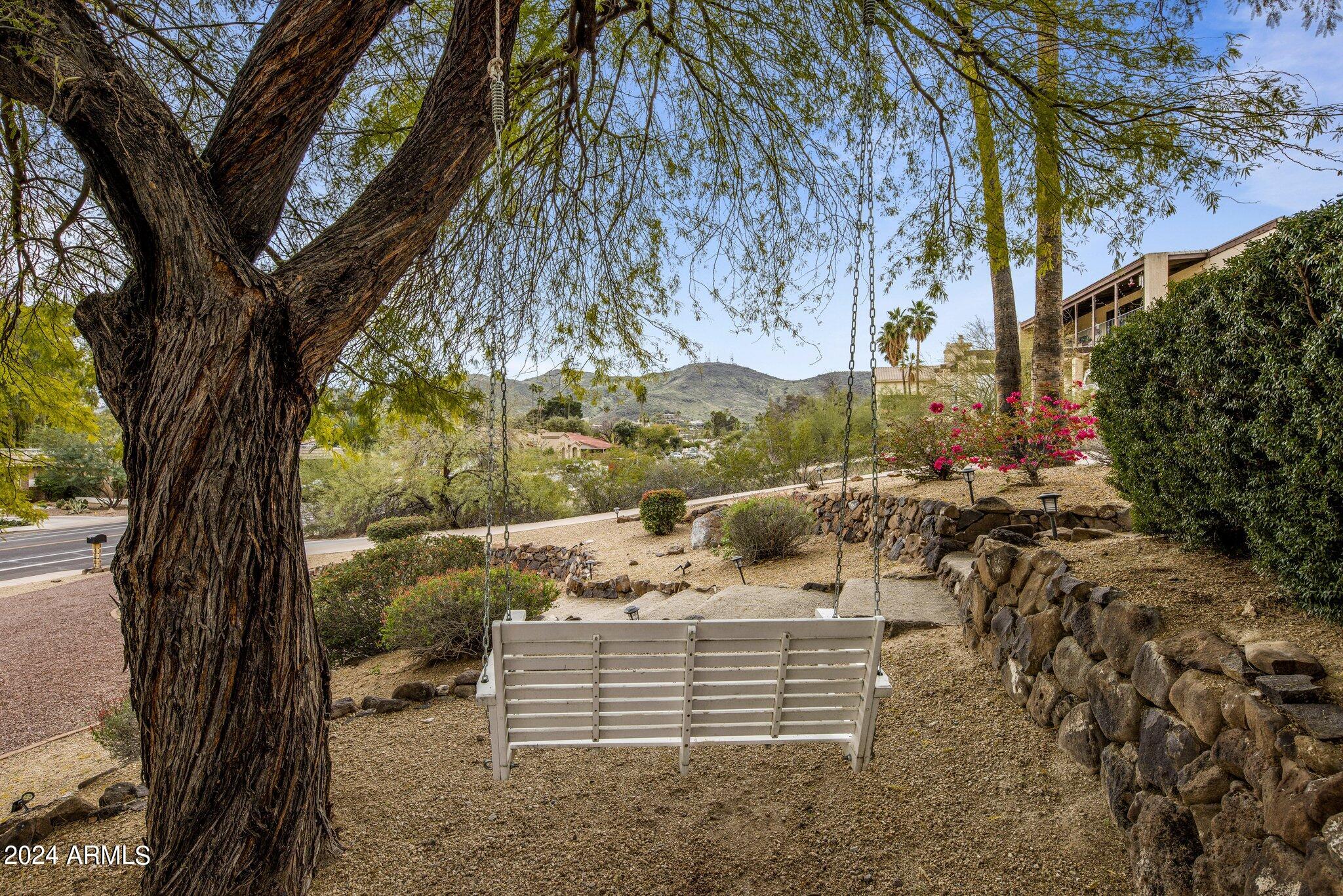 MOON VALLEY 2 - Residential