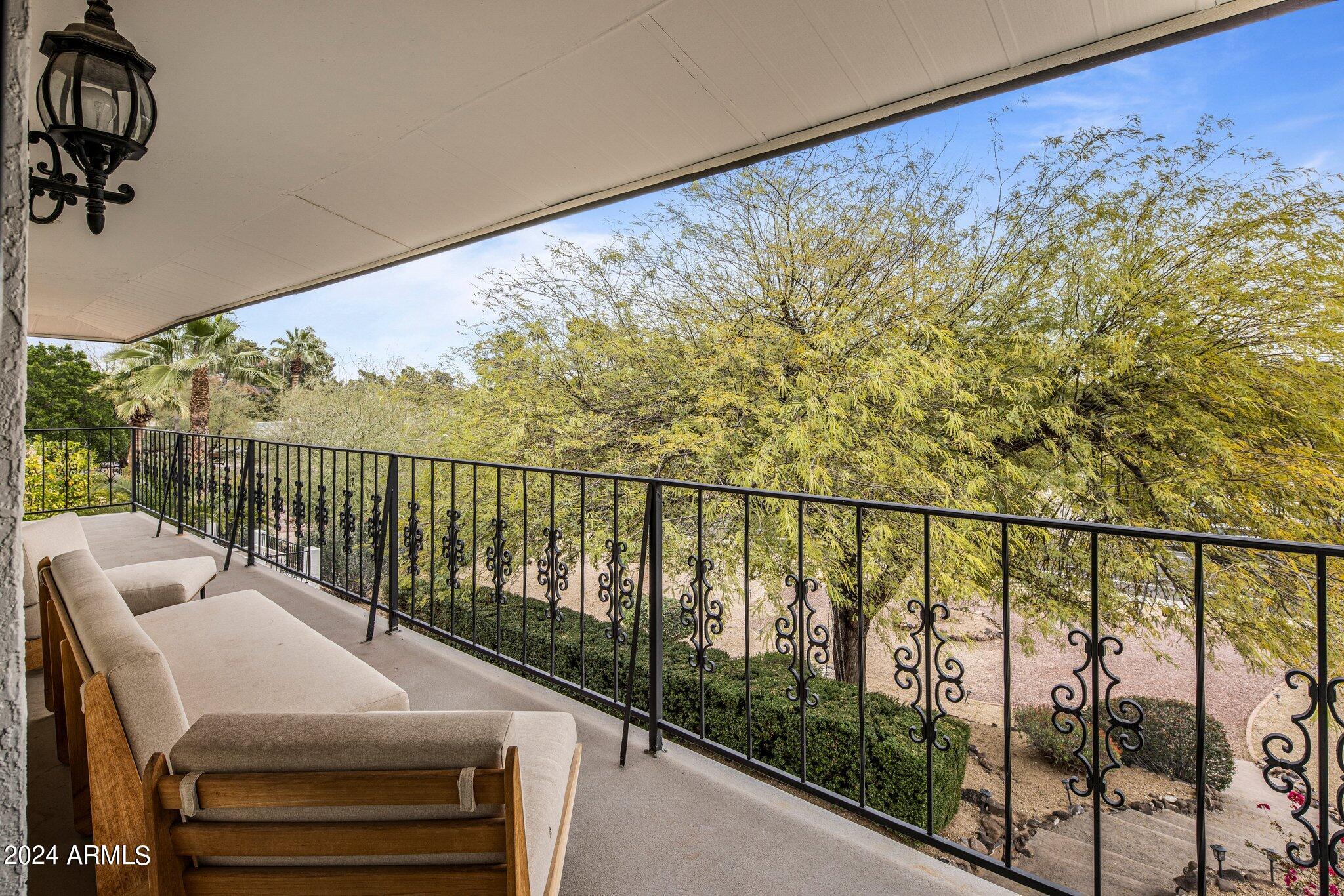 MOON VALLEY 2 - Residential