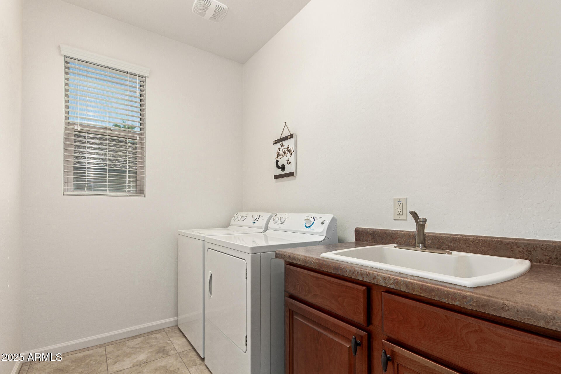 ROBSON RANCH - Residential