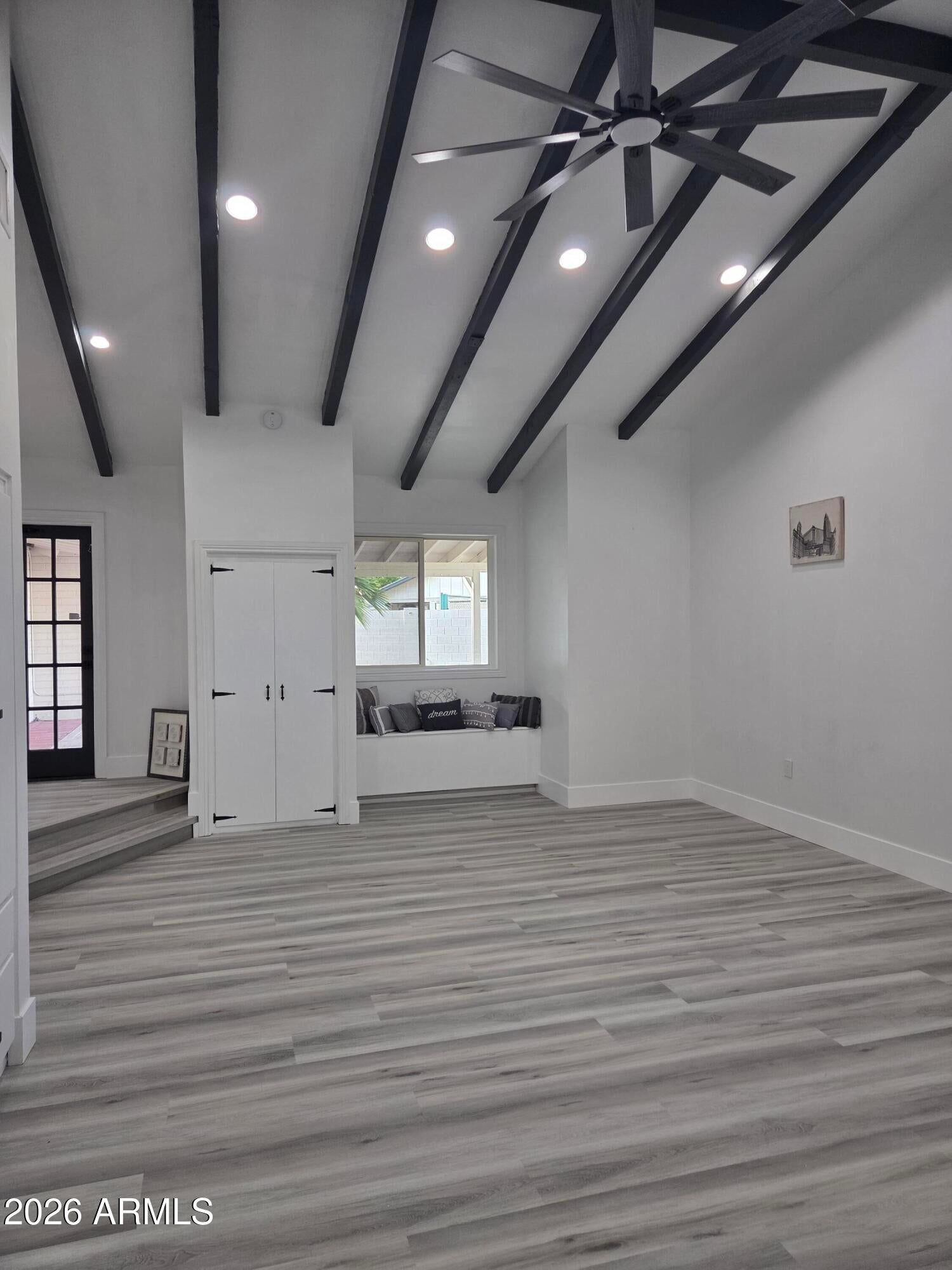 SUNLAND MESA AMD - Residential