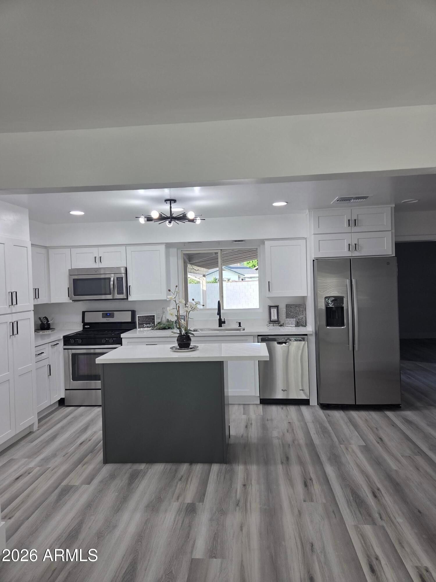 SUNLAND MESA AMD - Residential