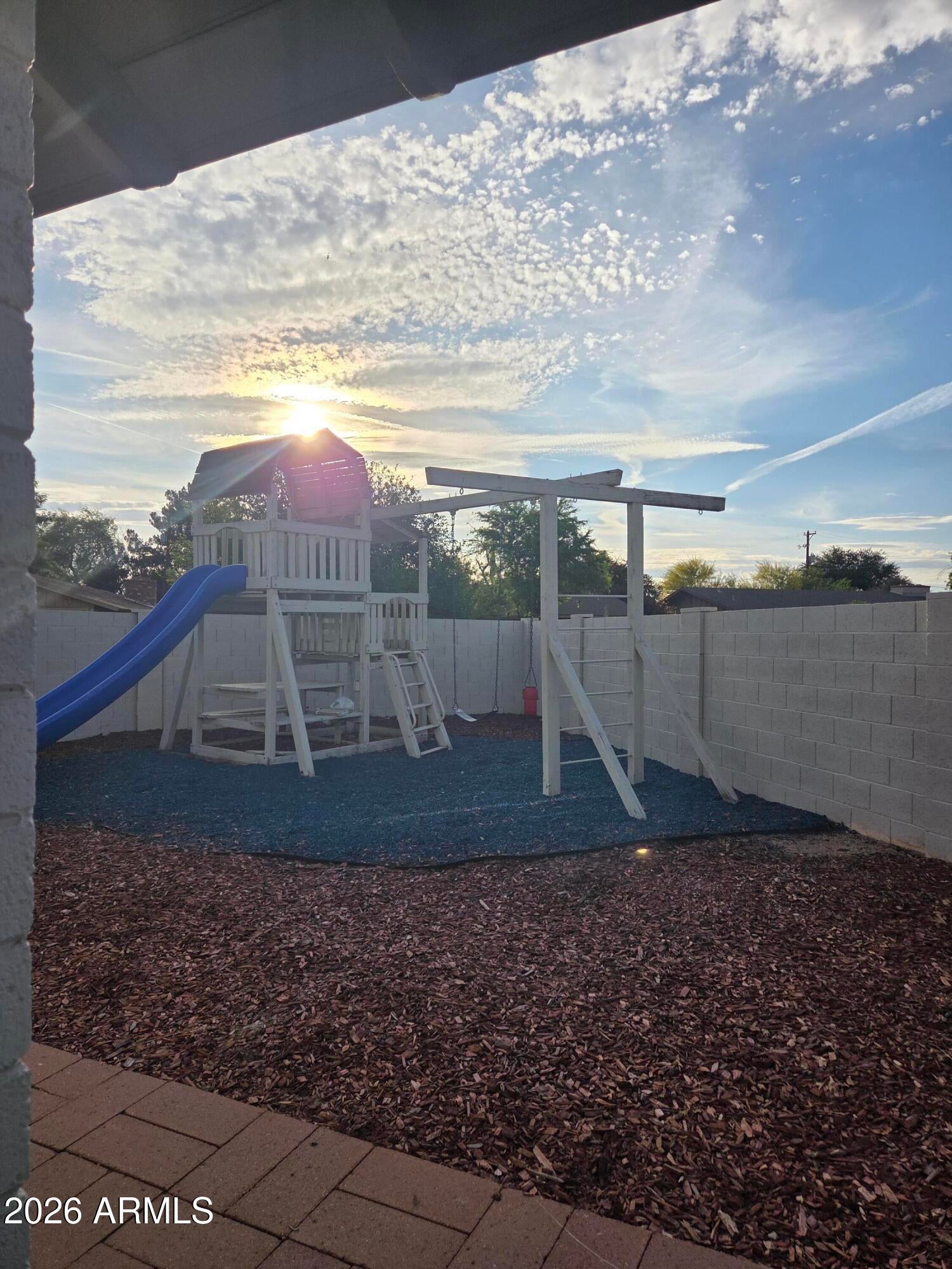 SUNLAND MESA AMD - Residential