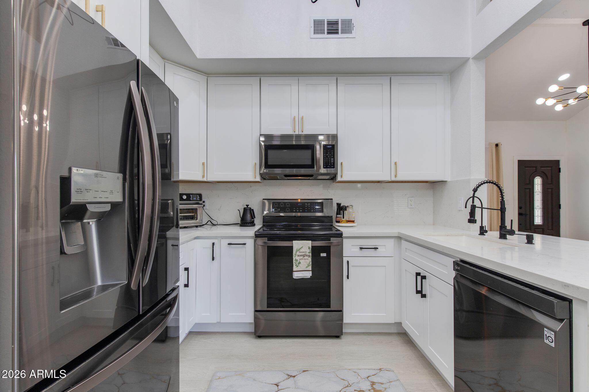 THUNDERBIRD PALMS UNIT 2 - Residential
