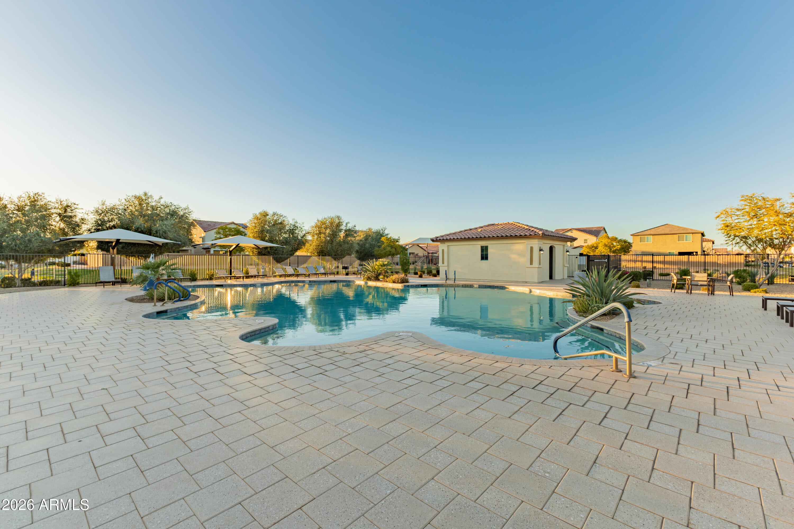 CENTERRA TRACT D REPLAT - Residential