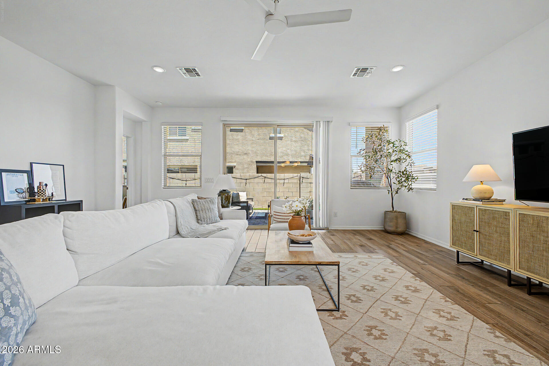 CENTERRA TRACT D REPLAT - Residential