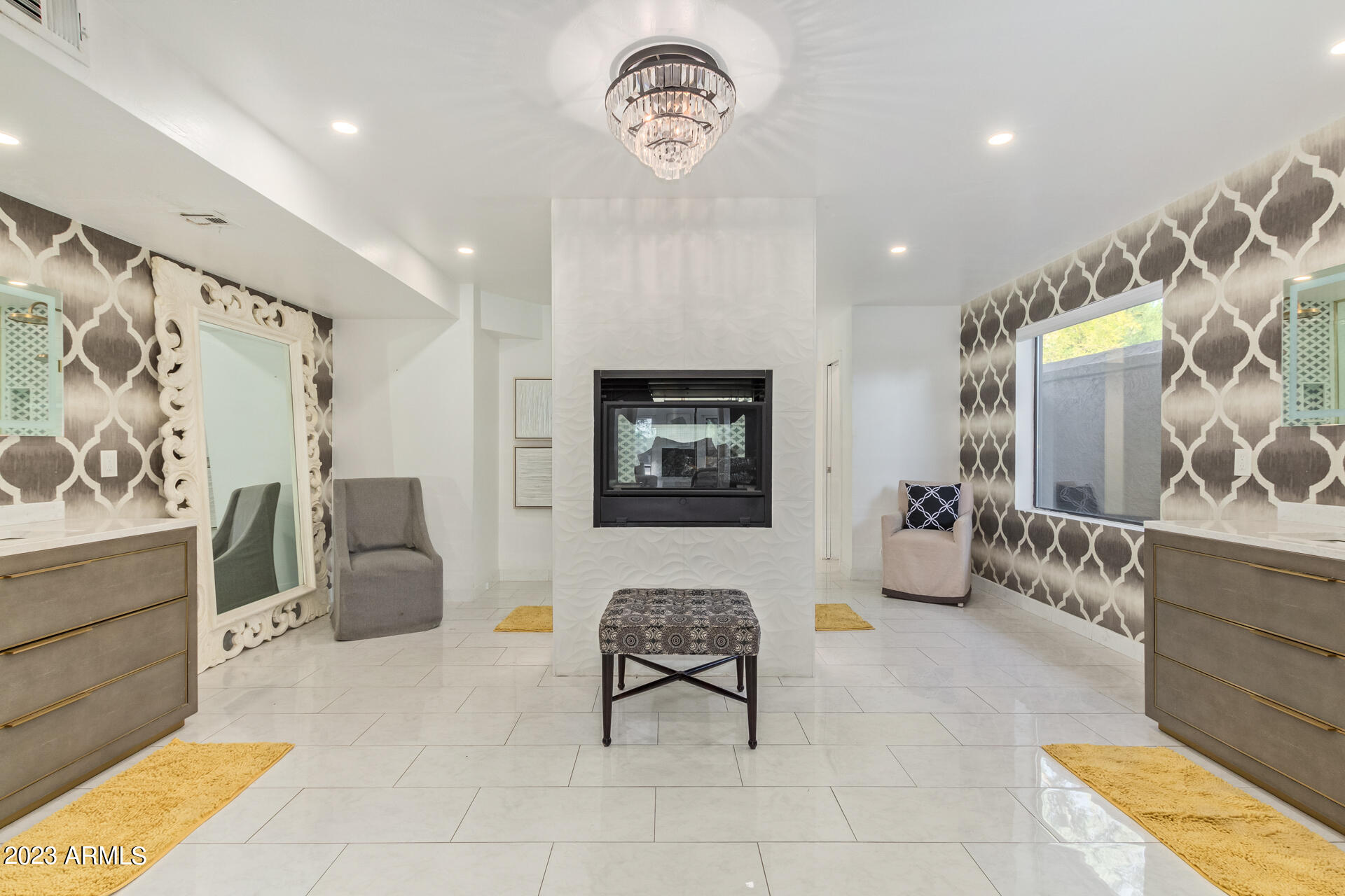 VILLAGE AT CAMELBACK MOUNTAIN - Residential
