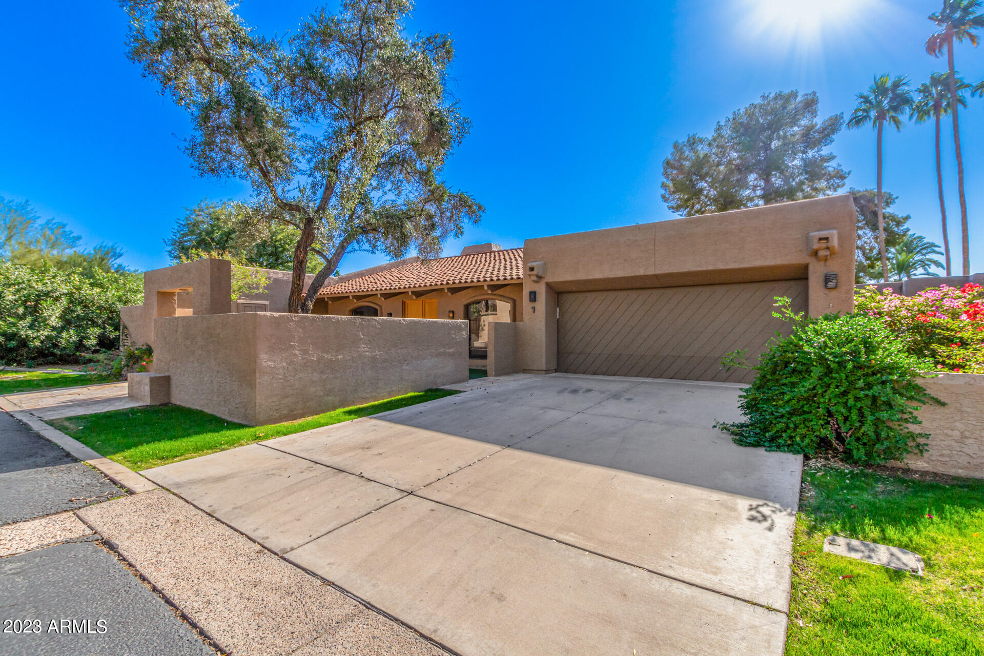 VILLAGE AT CAMELBACK MOUNTAIN - Residential