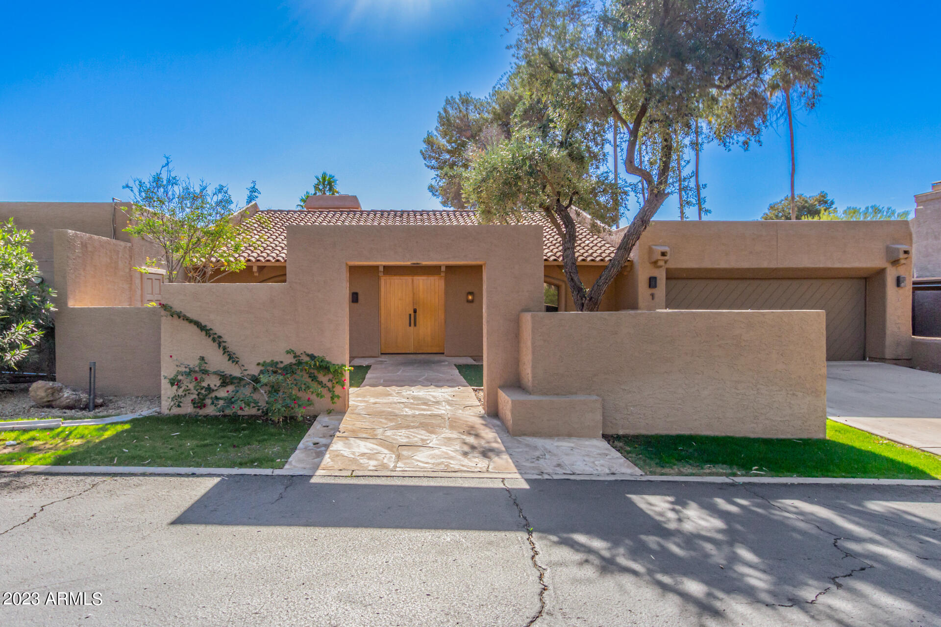 VILLAGE AT CAMELBACK MOUNTAIN - Residential