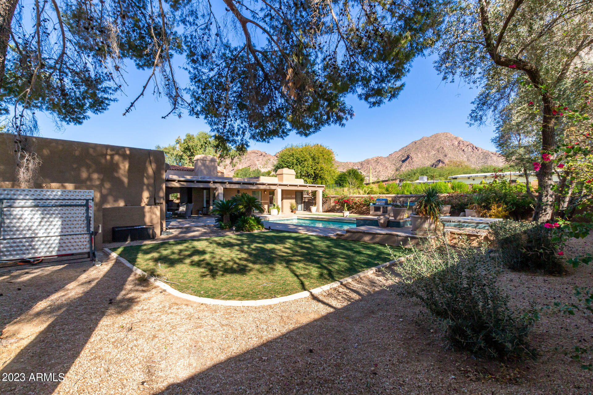 VILLAGE AT CAMELBACK MOUNTAIN - Residential