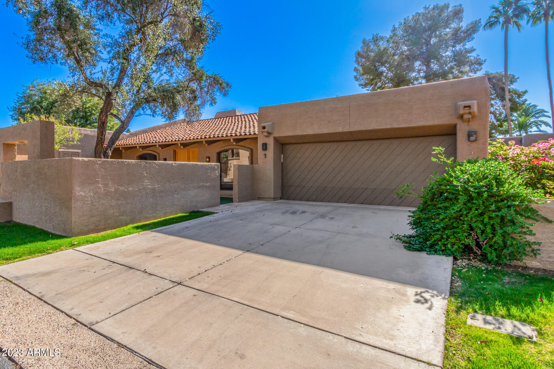 VILLAGE AT CAMELBACK MOUNTAIN - Residential