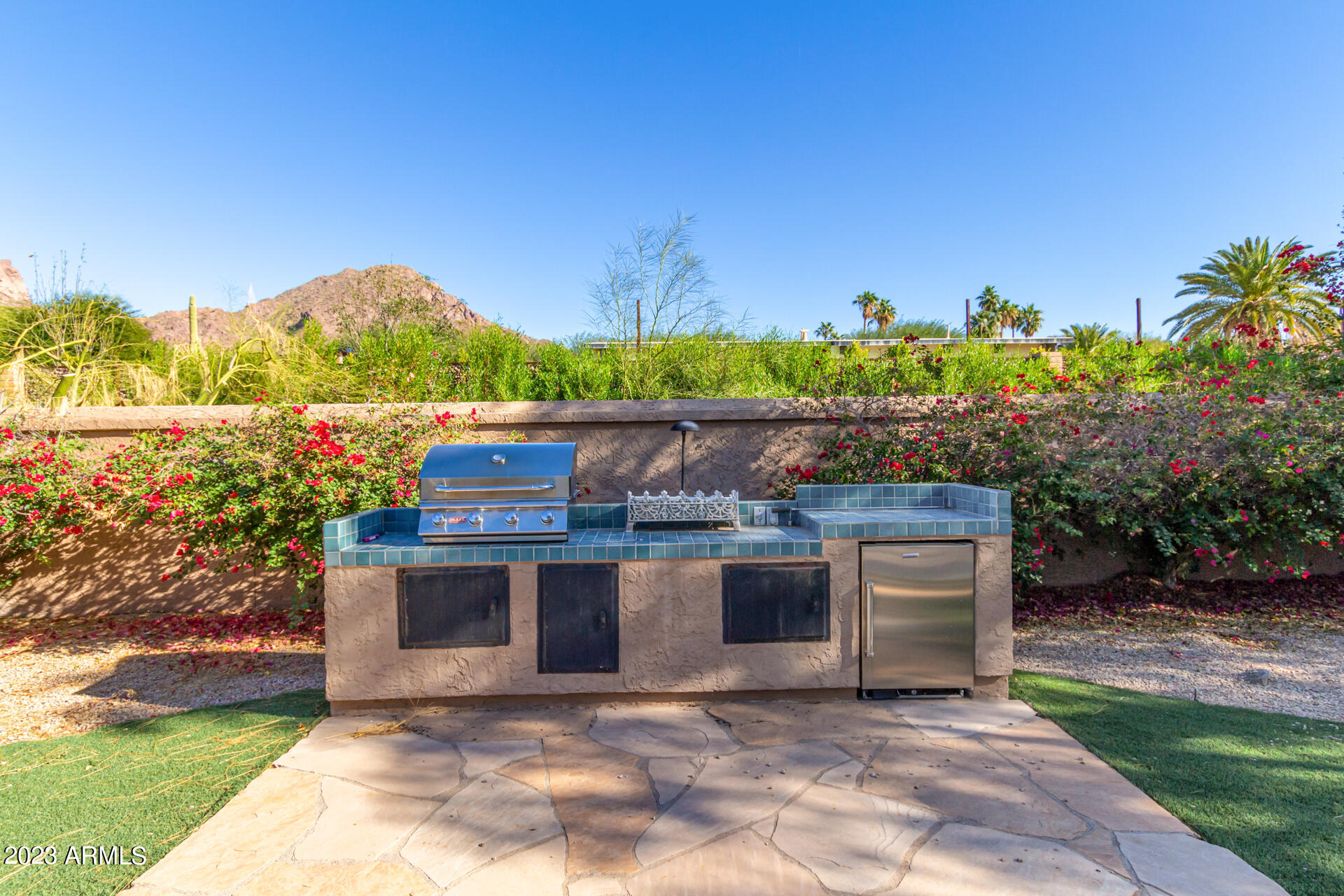 VILLAGE AT CAMELBACK MOUNTAIN - Residential