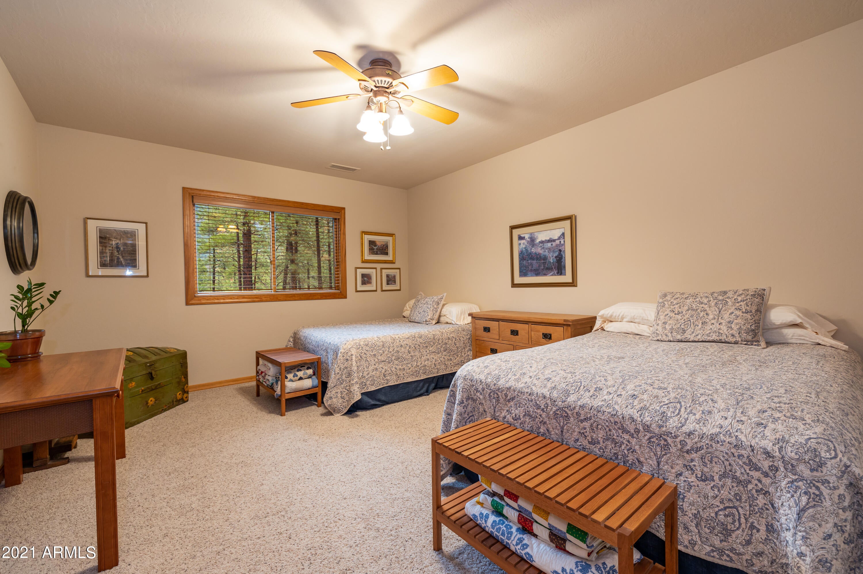 LOCKETT RANCHES - Residential