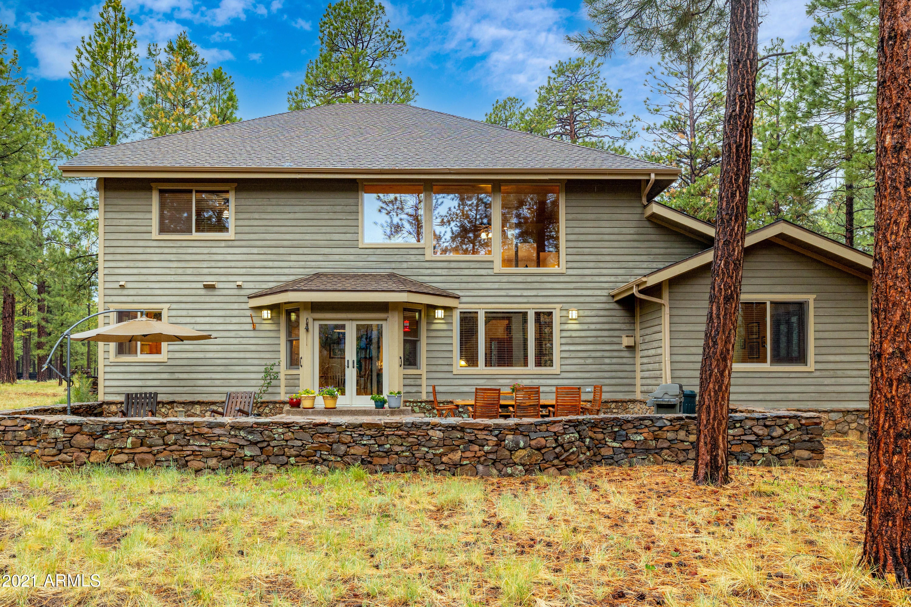 LOCKETT RANCHES - Residential