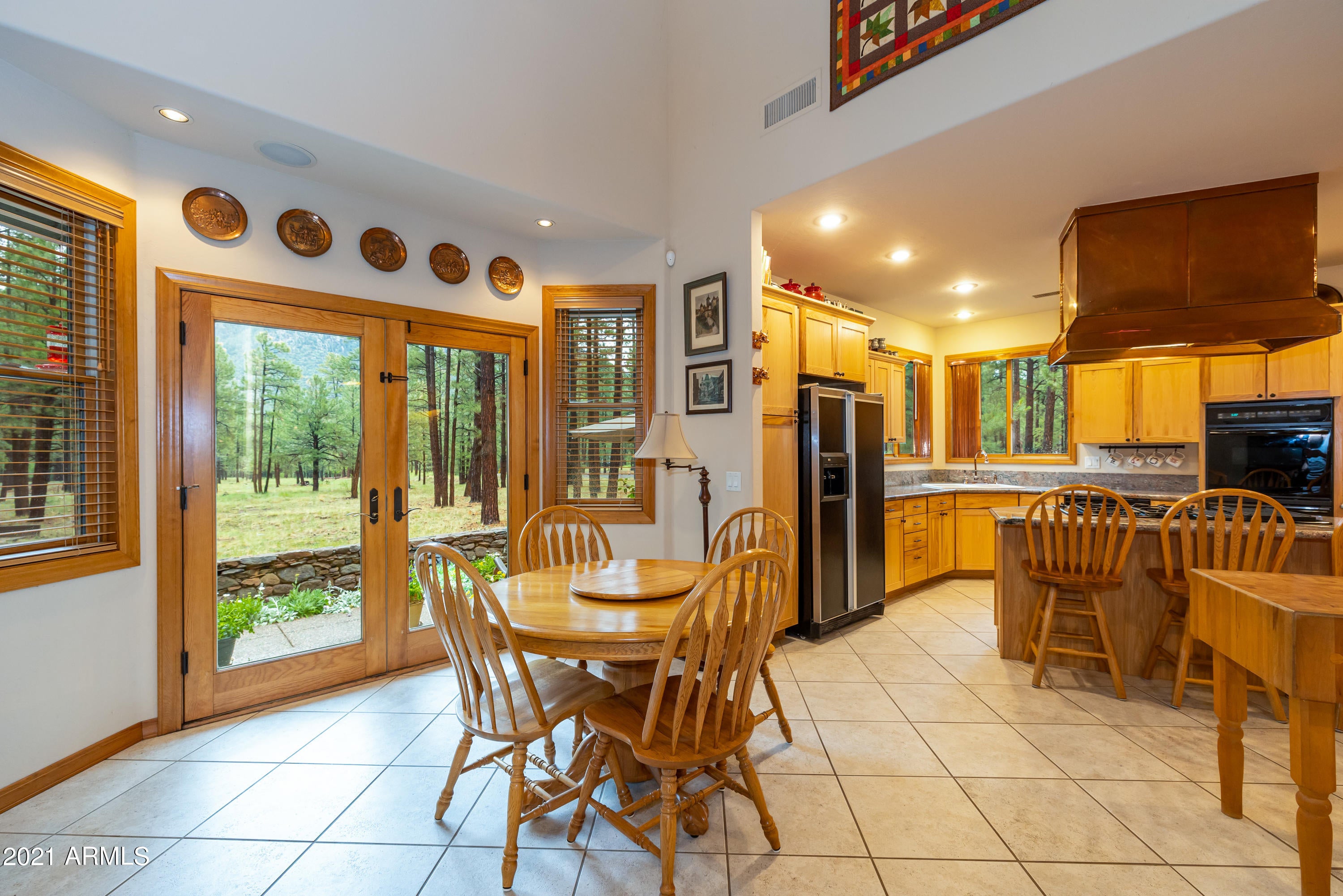 LOCKETT RANCHES - Residential